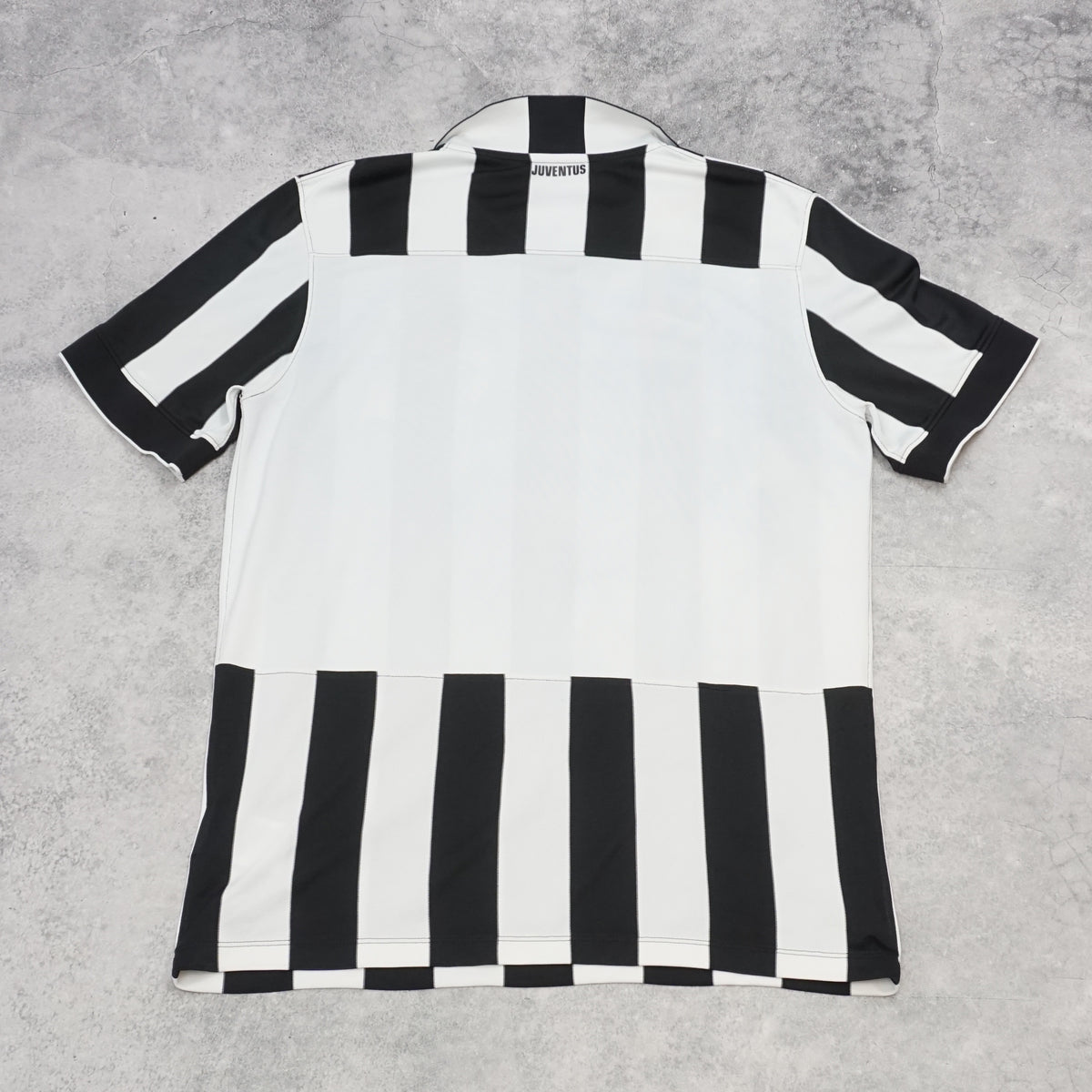 2000s Nike Juventus Home Stripe Jersey