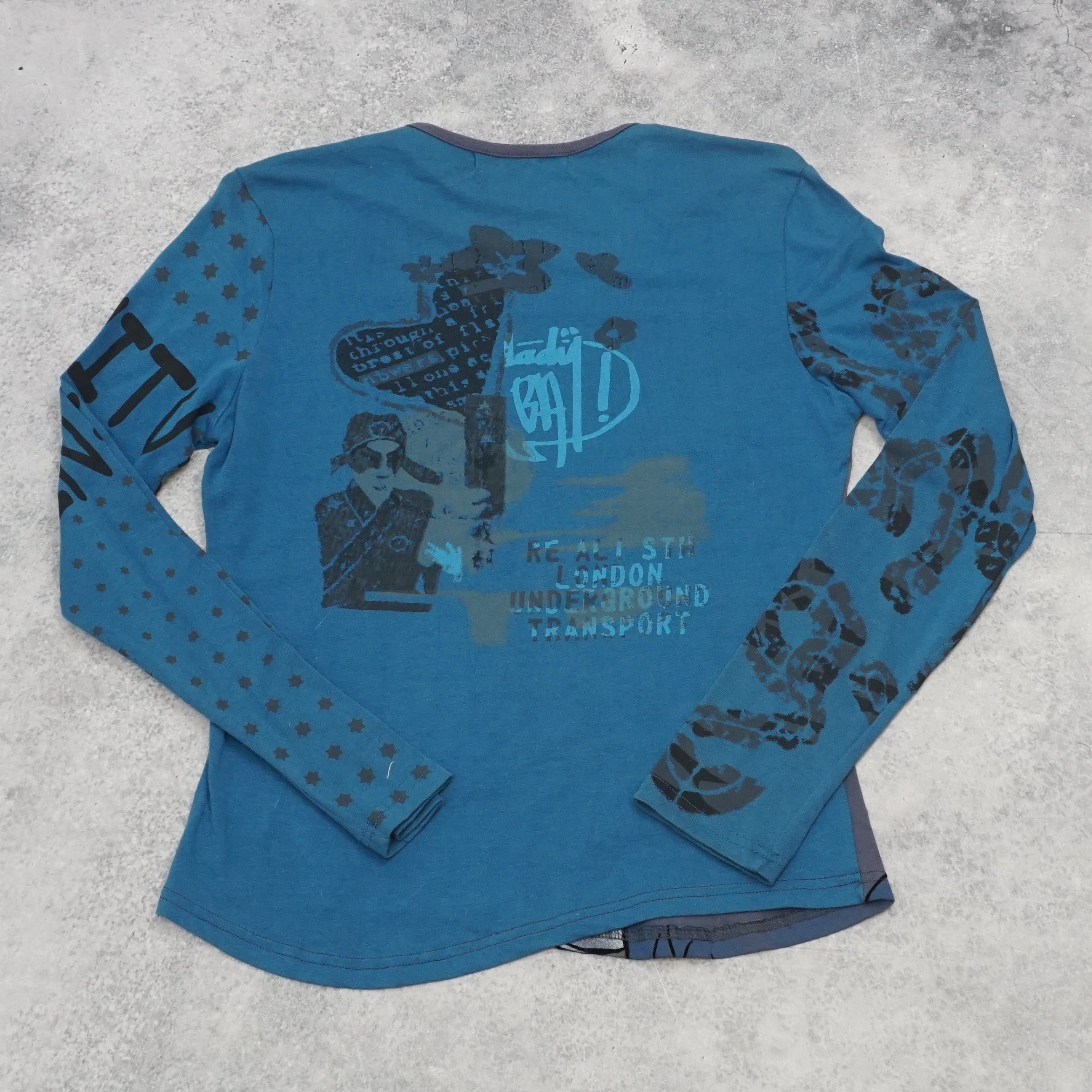 2000s Kashitu Graphic Long Sleeve Top