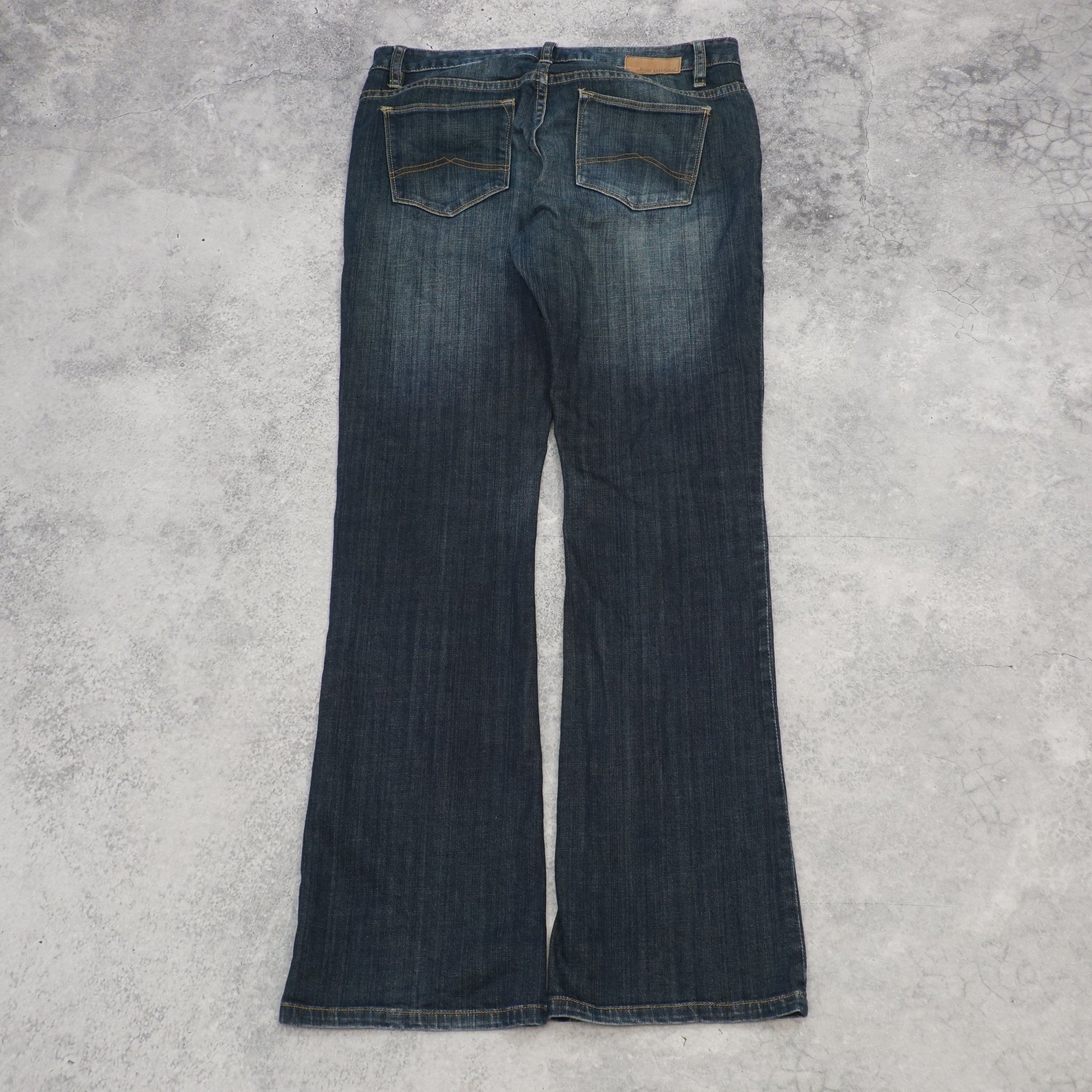 2000s Jeanswest Bootcut Mid Wash Jeans