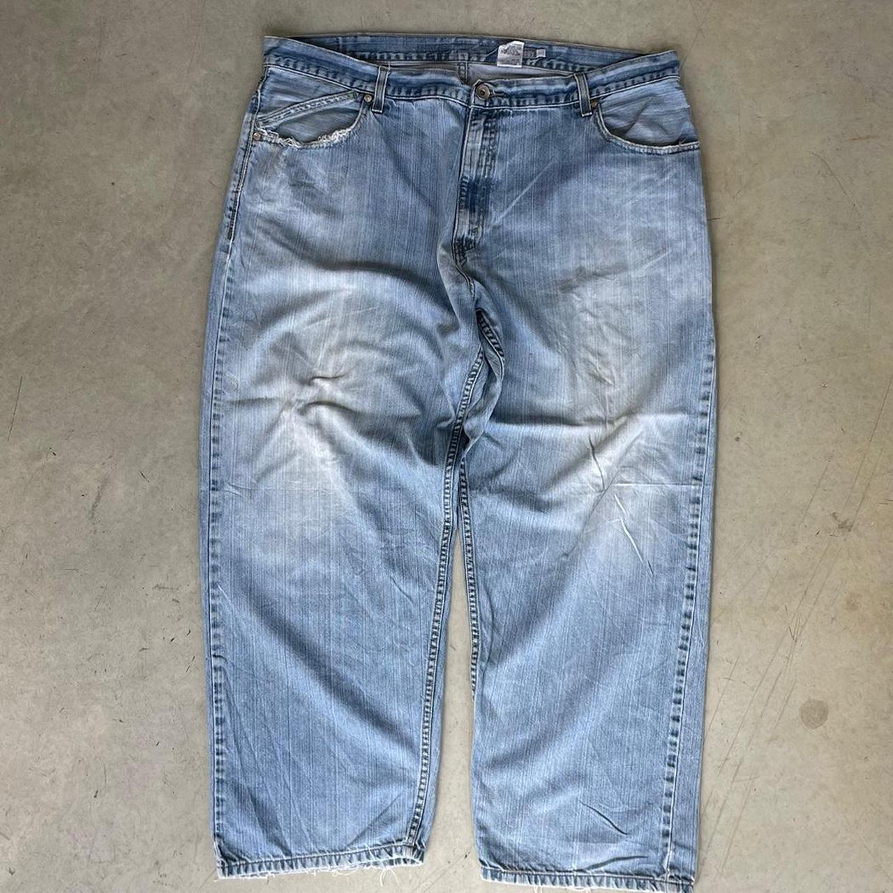 2000s Levi’s Baggy Jeans