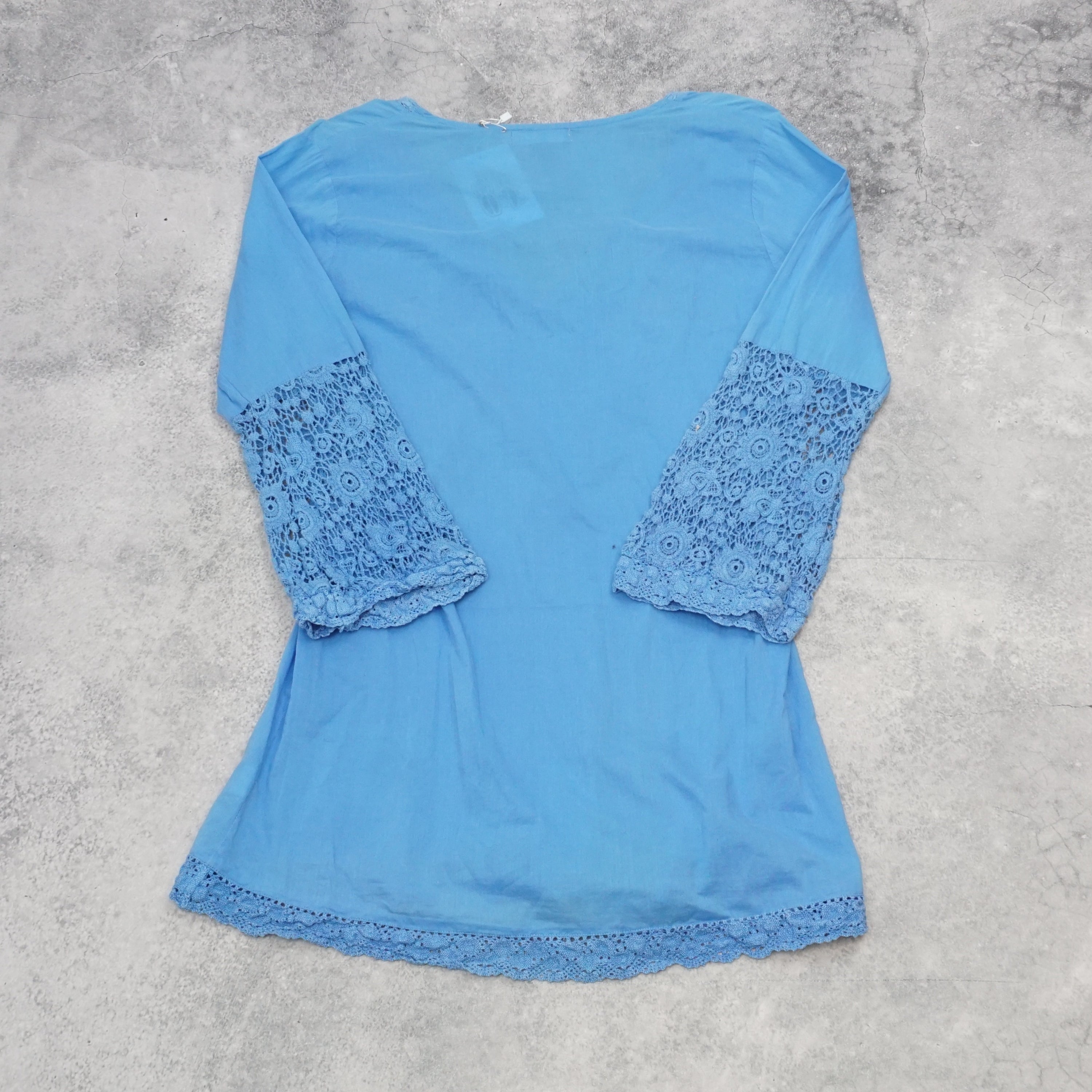 2000s Agenda Flare Sleeve Crochet Top