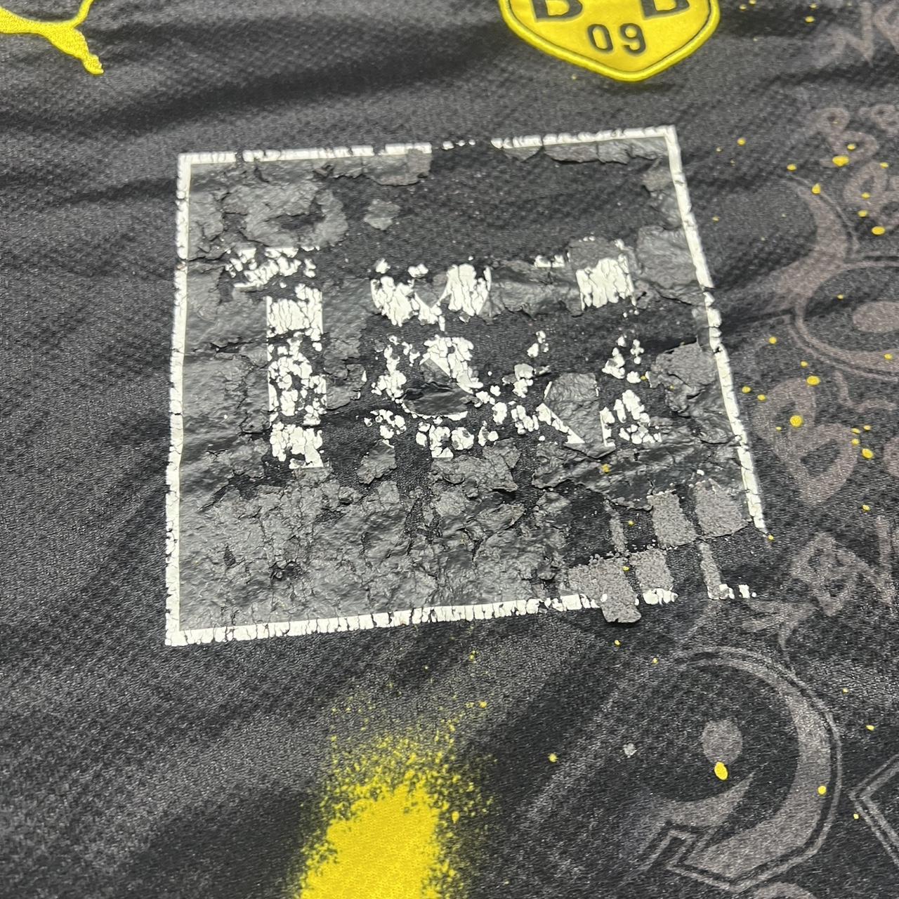 2000s Puma Graphic Jersey