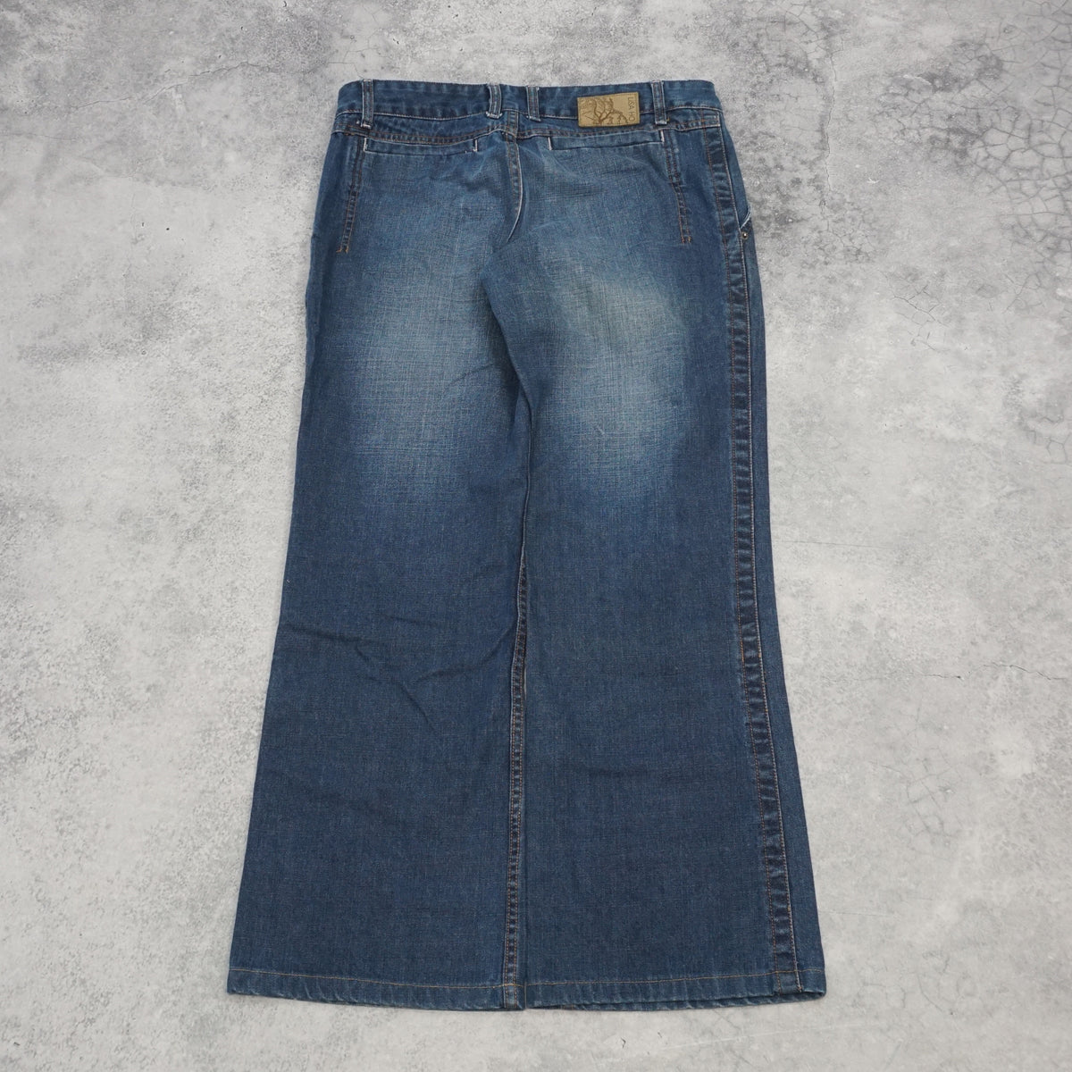 2000s Lisa Ho Flared Jeans