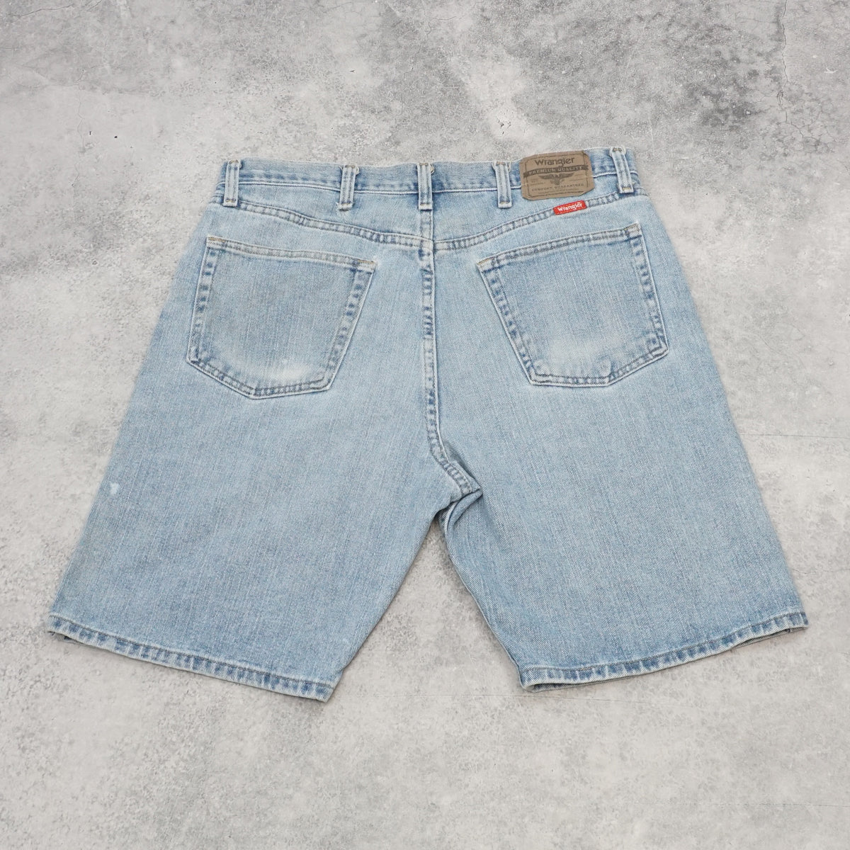 90s Wrangler Relaxed Fit Light Wash Jorts