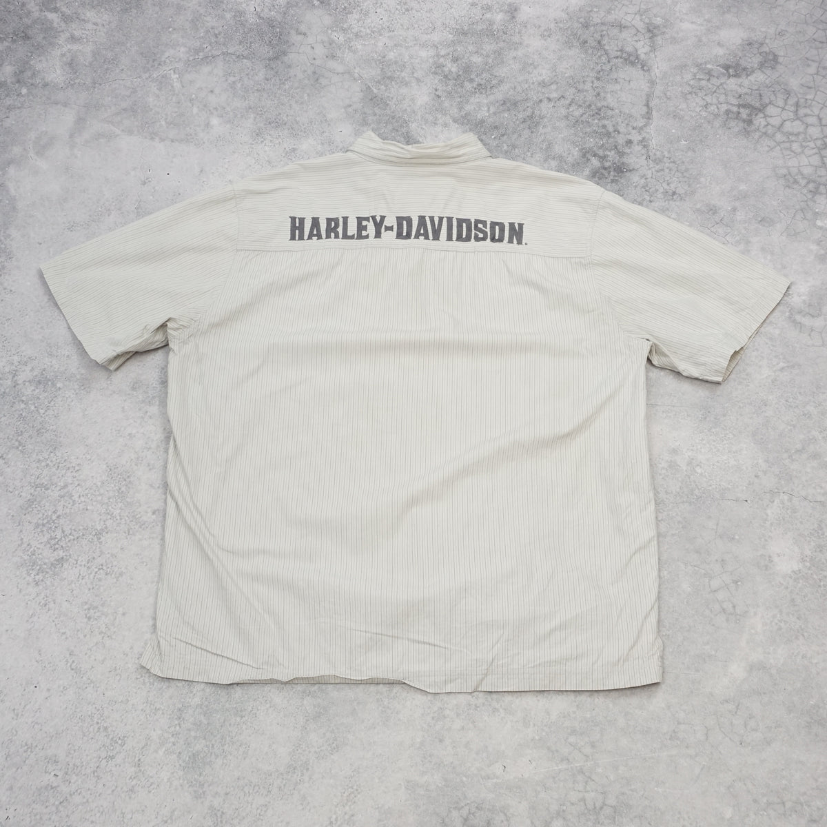 2000s Harley-Davidson Pinstripe Short Sleeve Button Up Shirt