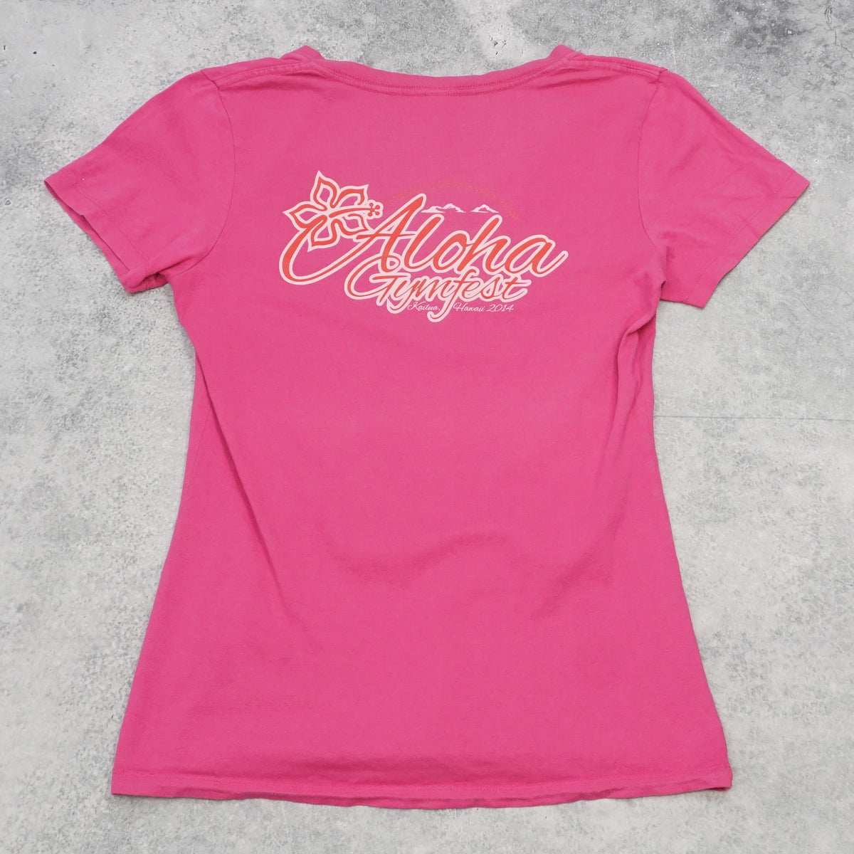 Bella Aloha  T-Shirt