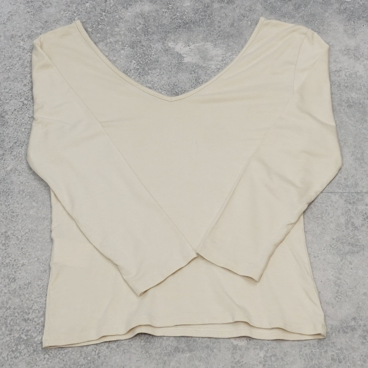 2000s Motivi Cream V-Neck Cropped Top