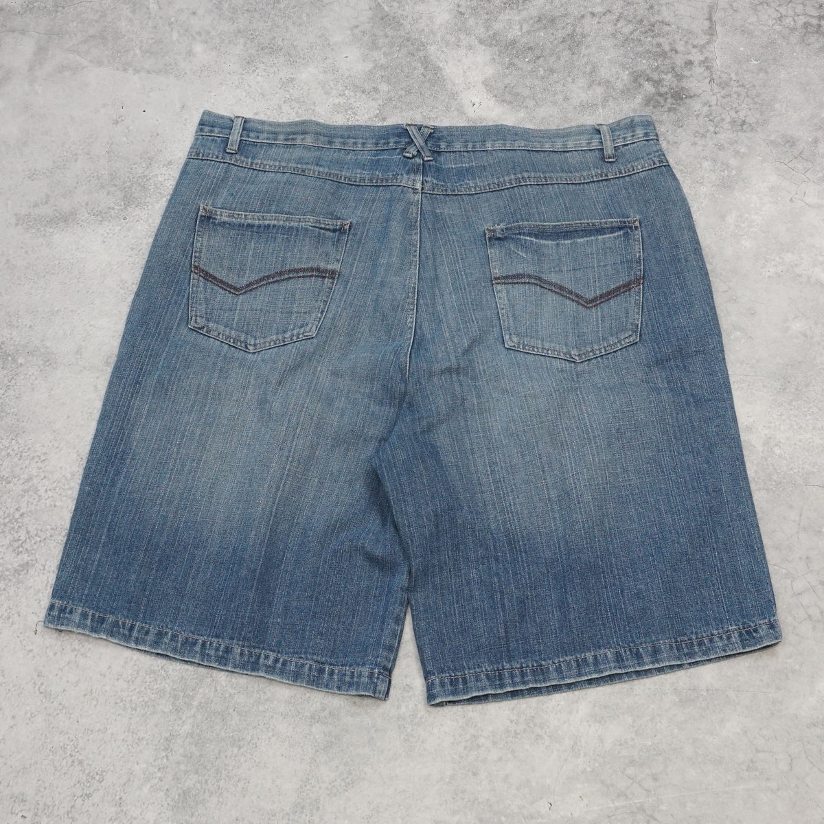 2000s BR Classic Denim Relaxed Fit Jorts
