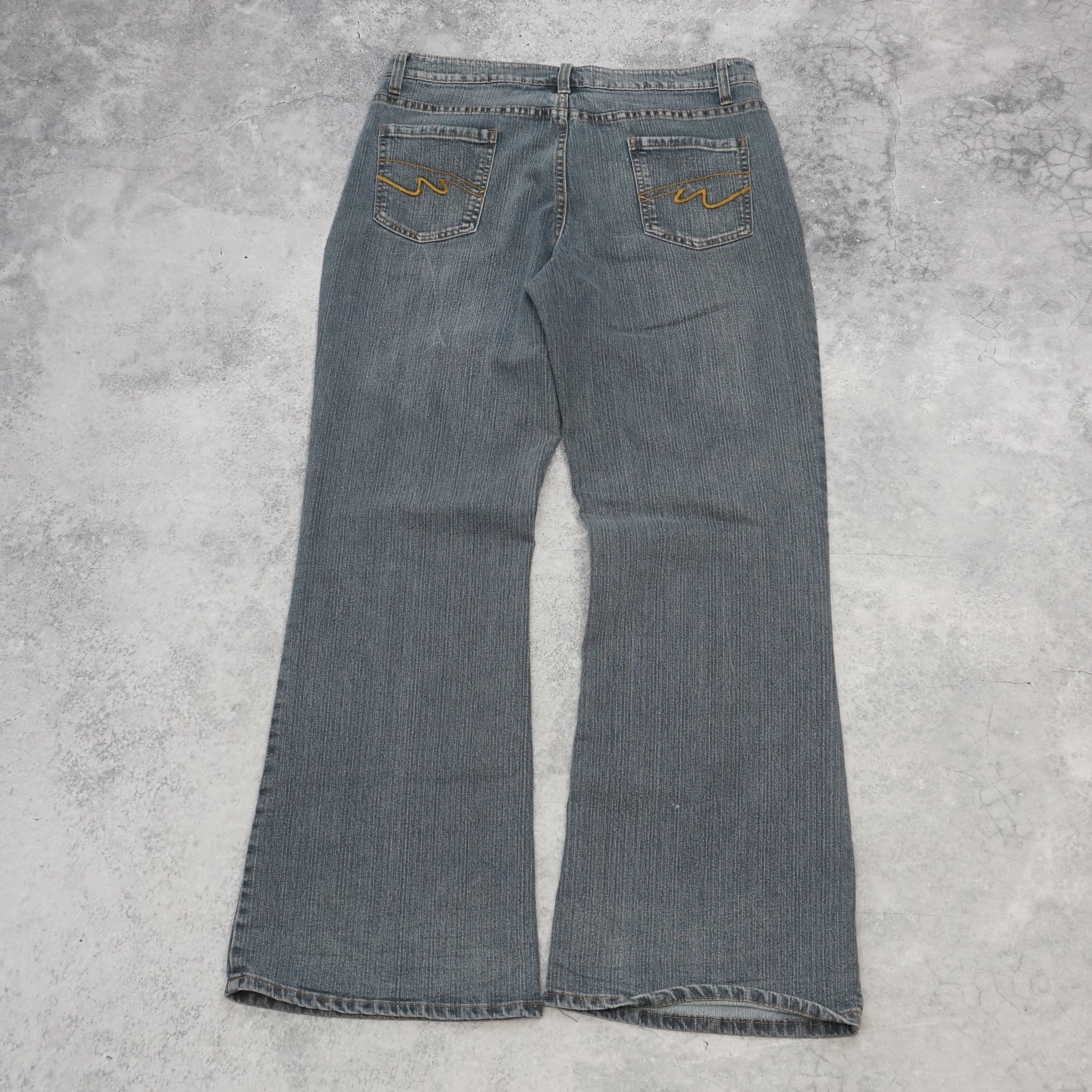 2000s Blue Ridge Flare Jeans