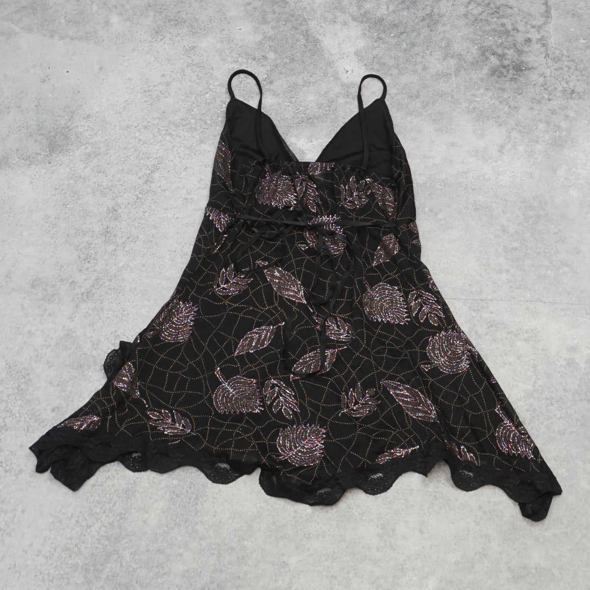 2000s Ribbon Sparkle Leaf Lace Trim Top