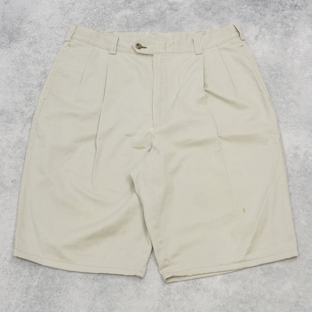 90s Tommy Hilfiger Pleated Chino Crest Shorts