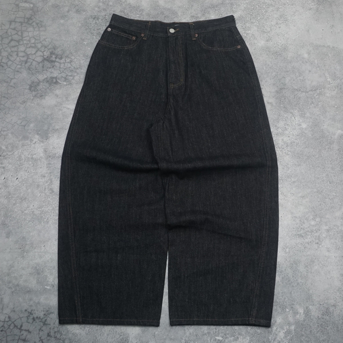 Beams Heart Wide Leg Barrel Jeans