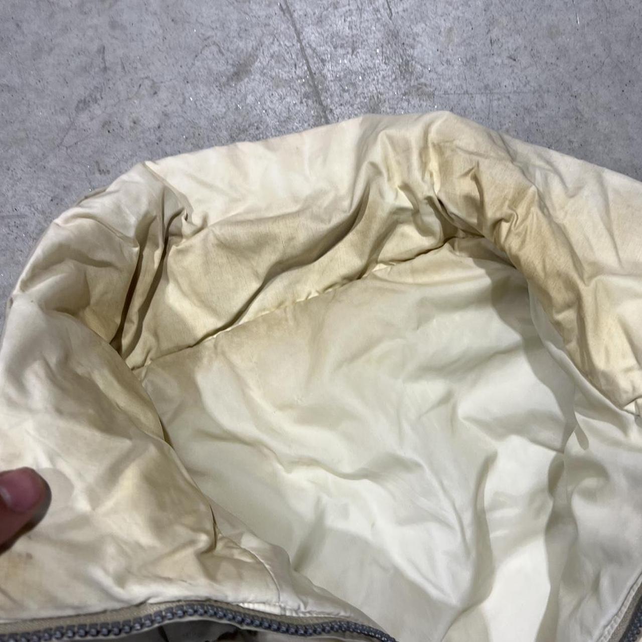 2000s Helly Hansen Puffer Jacket