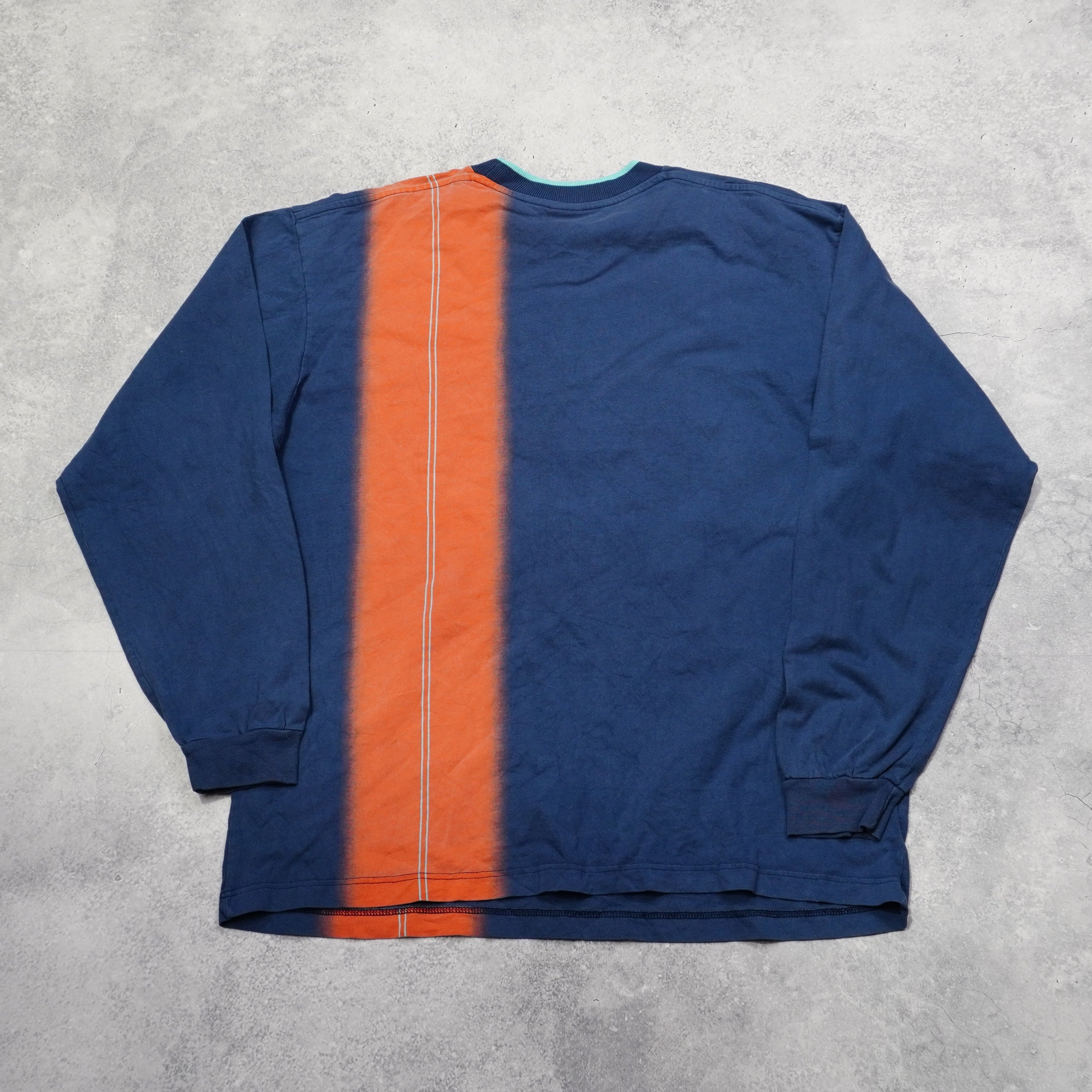 90s Nike Long Sleeve T-Shirt