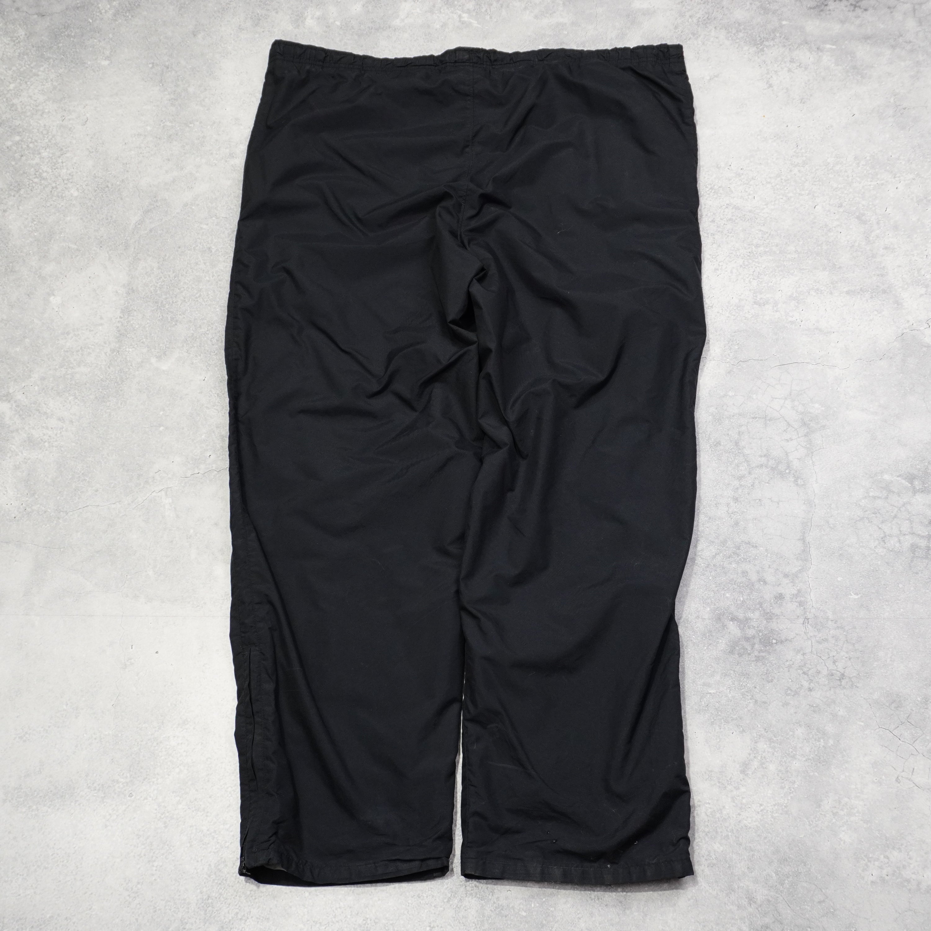 2000s Nike Cargo Pants