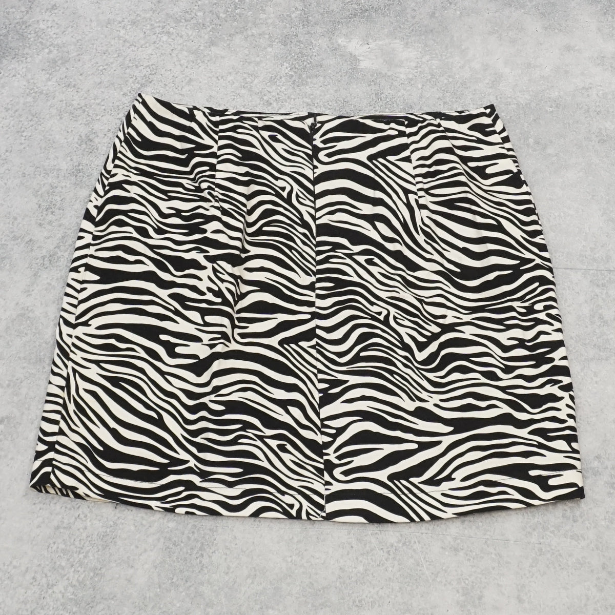 eyeshadow Zebra Print Split Hem Mini Skirt