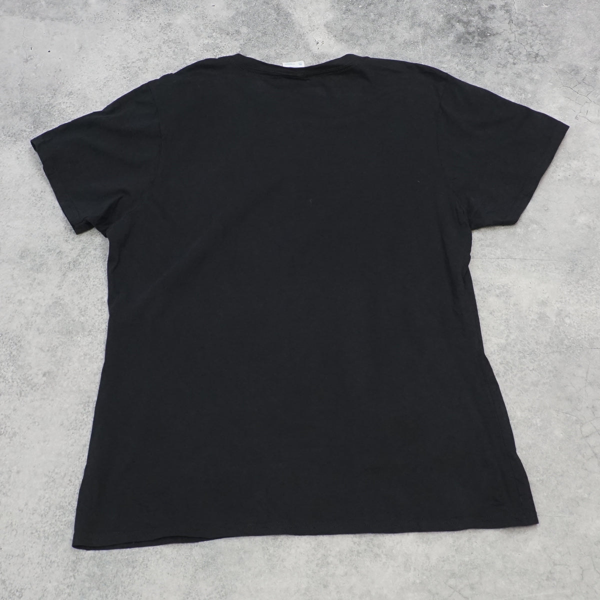 2000s Port & Company Easter Graphic T-Shirt