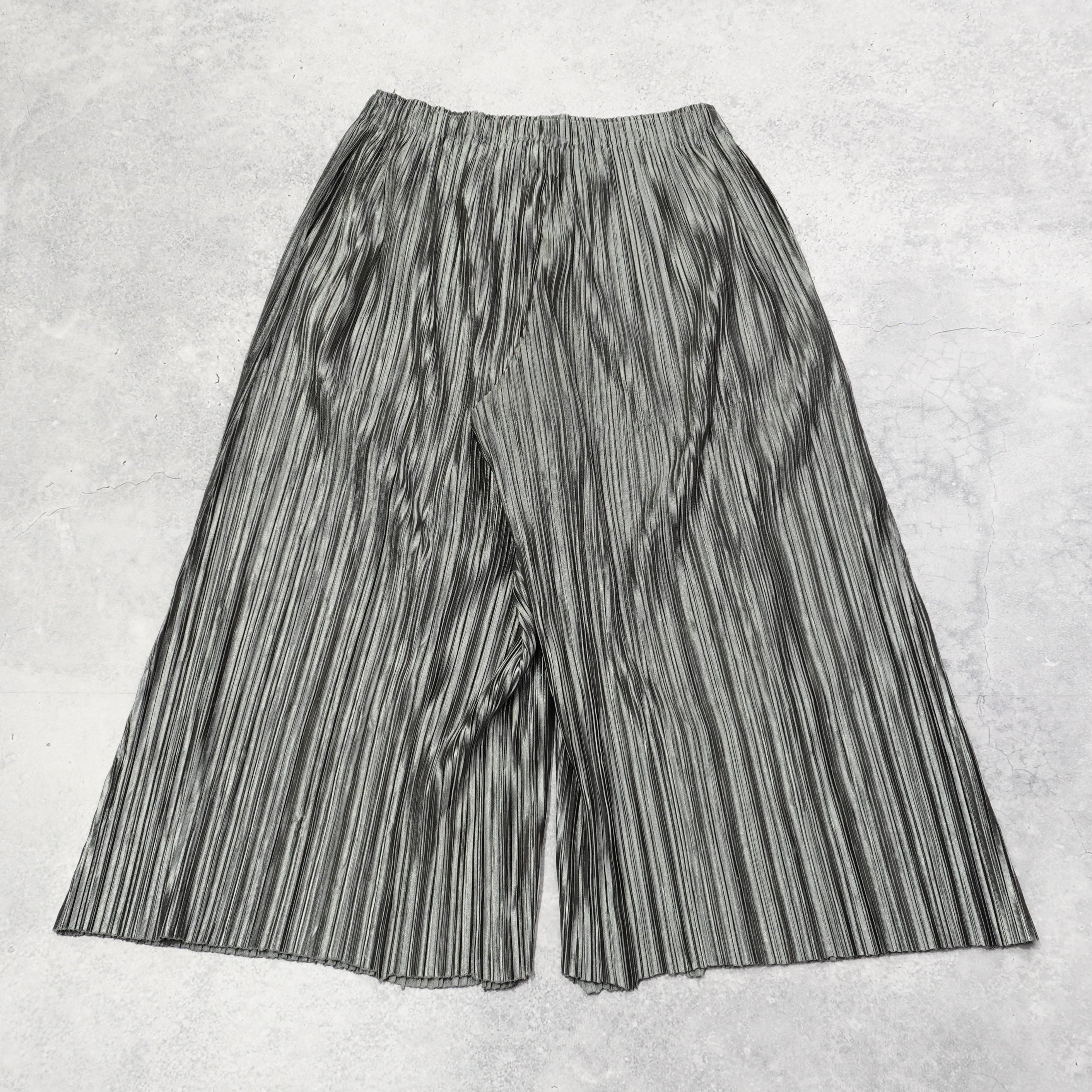 Issey Miyake Pleats Please Capri Pants