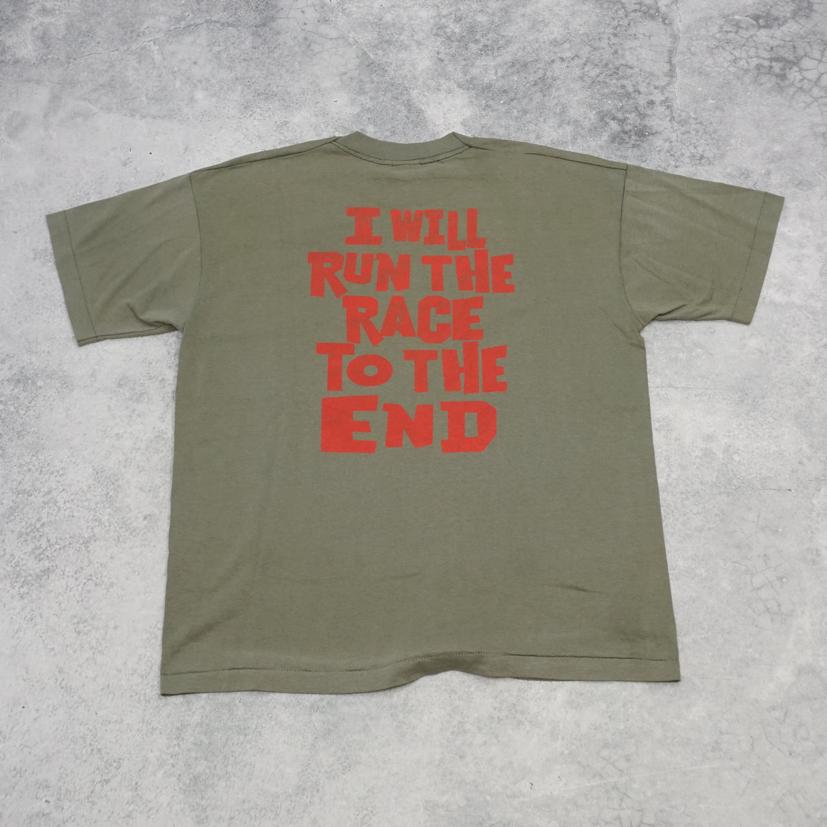 2000s Fruit of the Loom Graphic T-Shirt