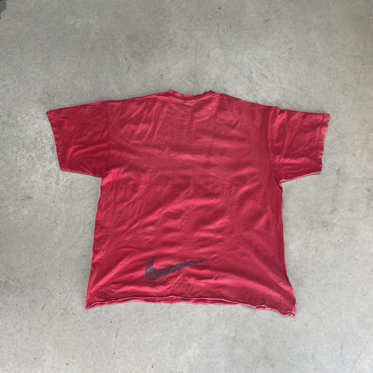 2000s Nike Boxy T-Shirt