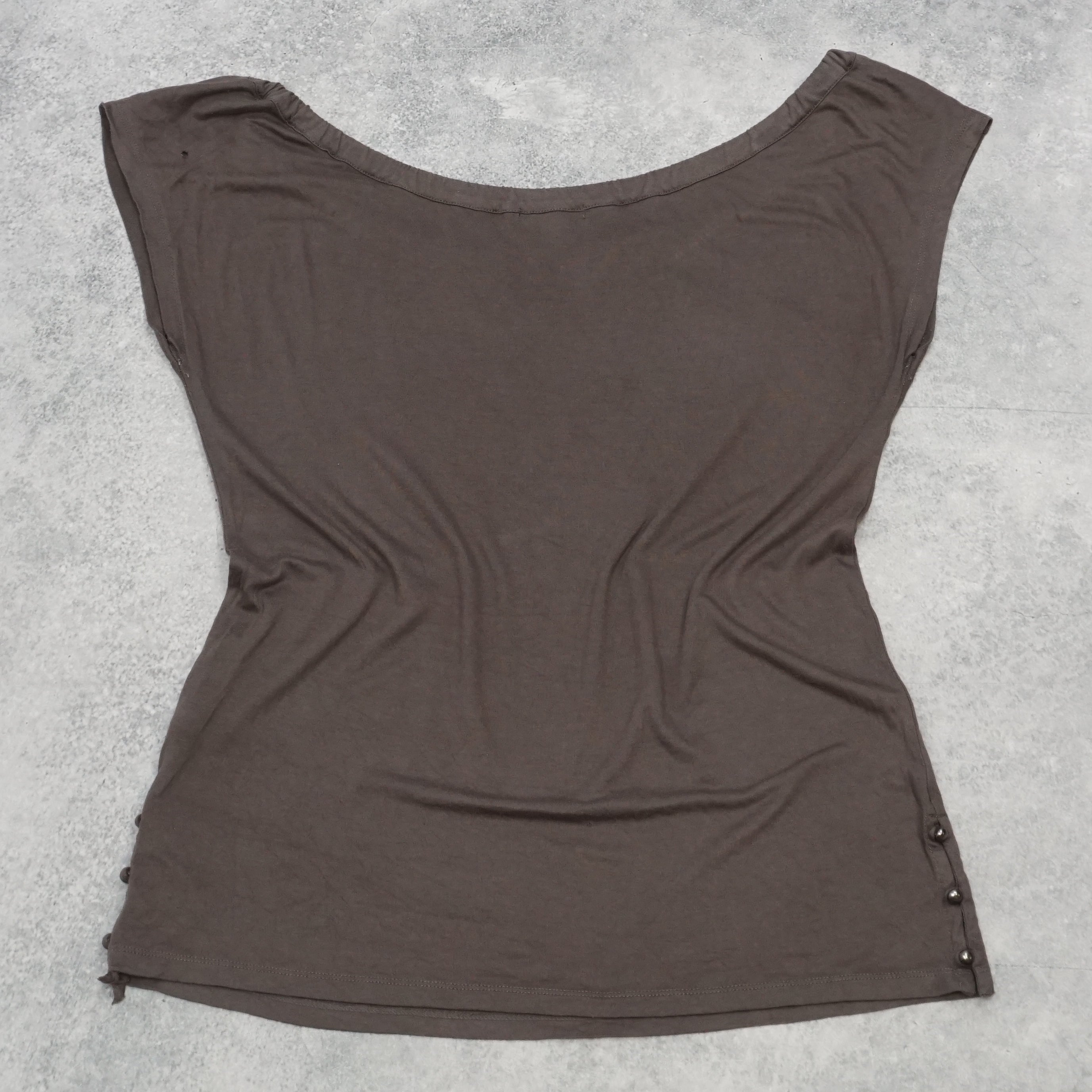 Gap Fitted Side-Button Top