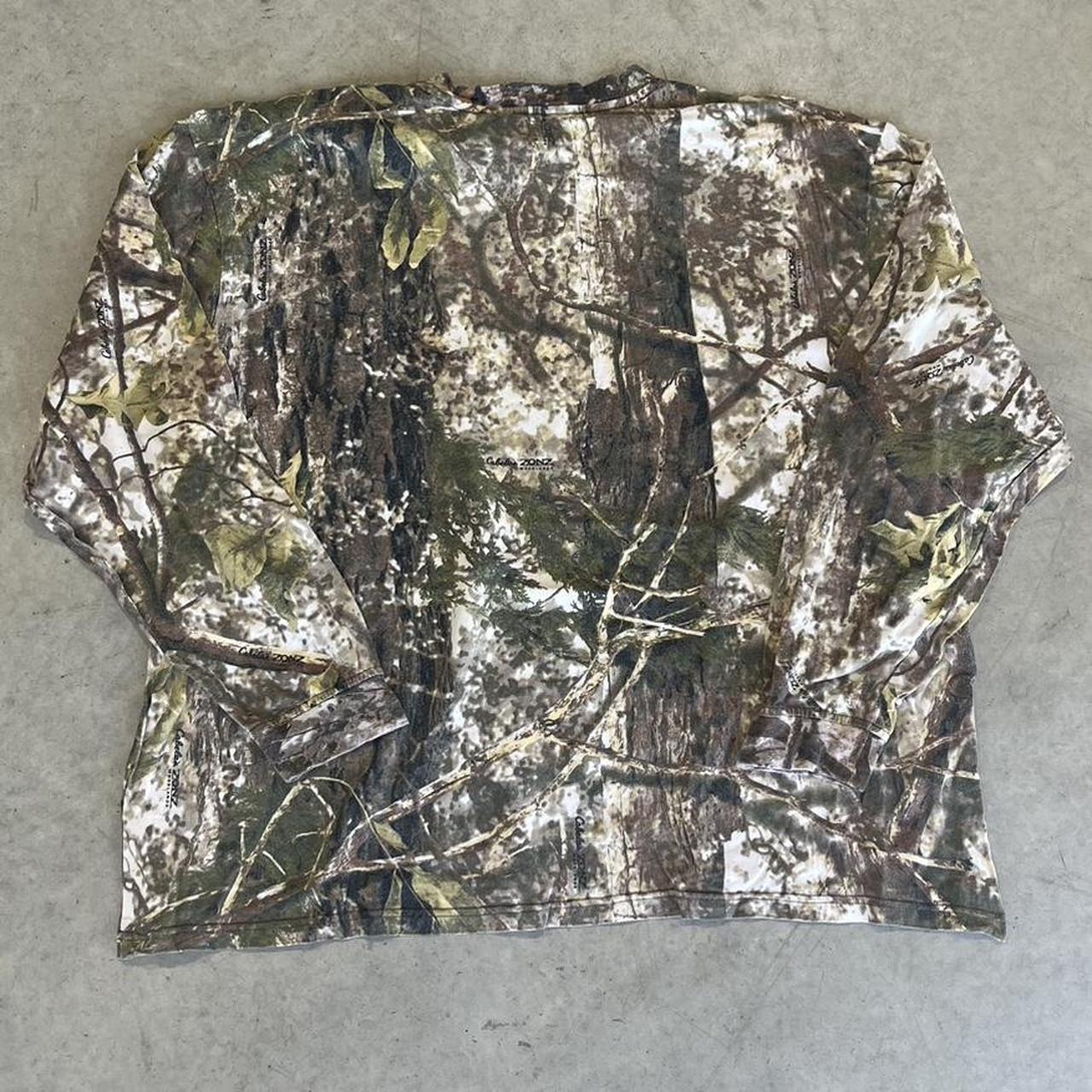 2000s Cabelas Camo T-Shirt