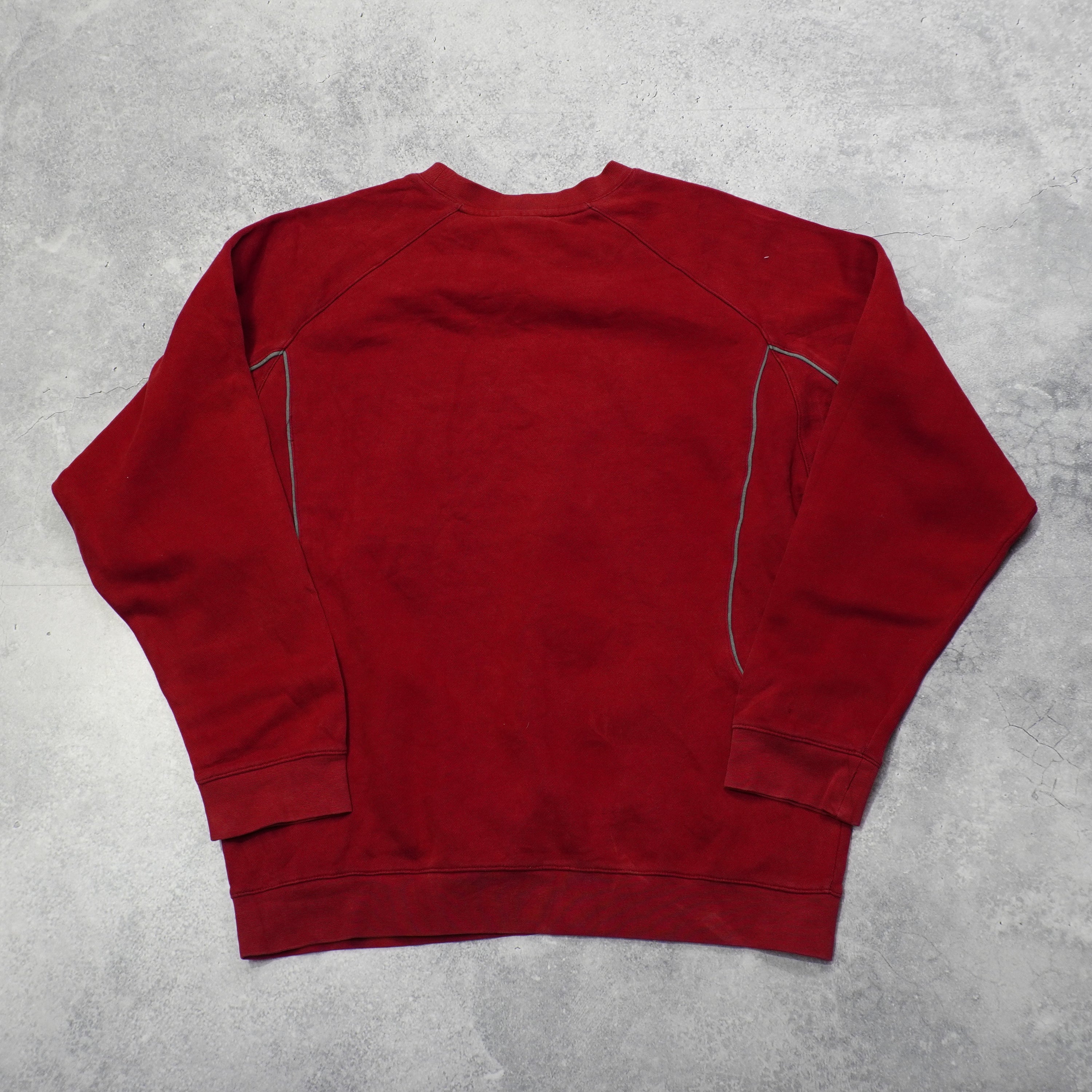 2000s Nike Sweater