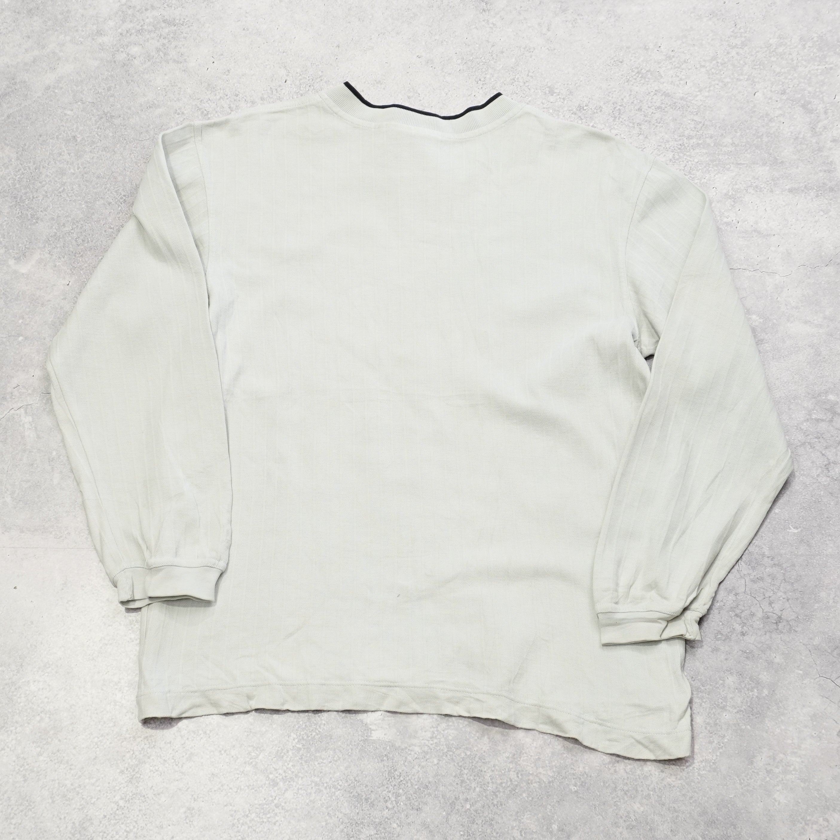 2000s Puma V-Neck T-Shirt