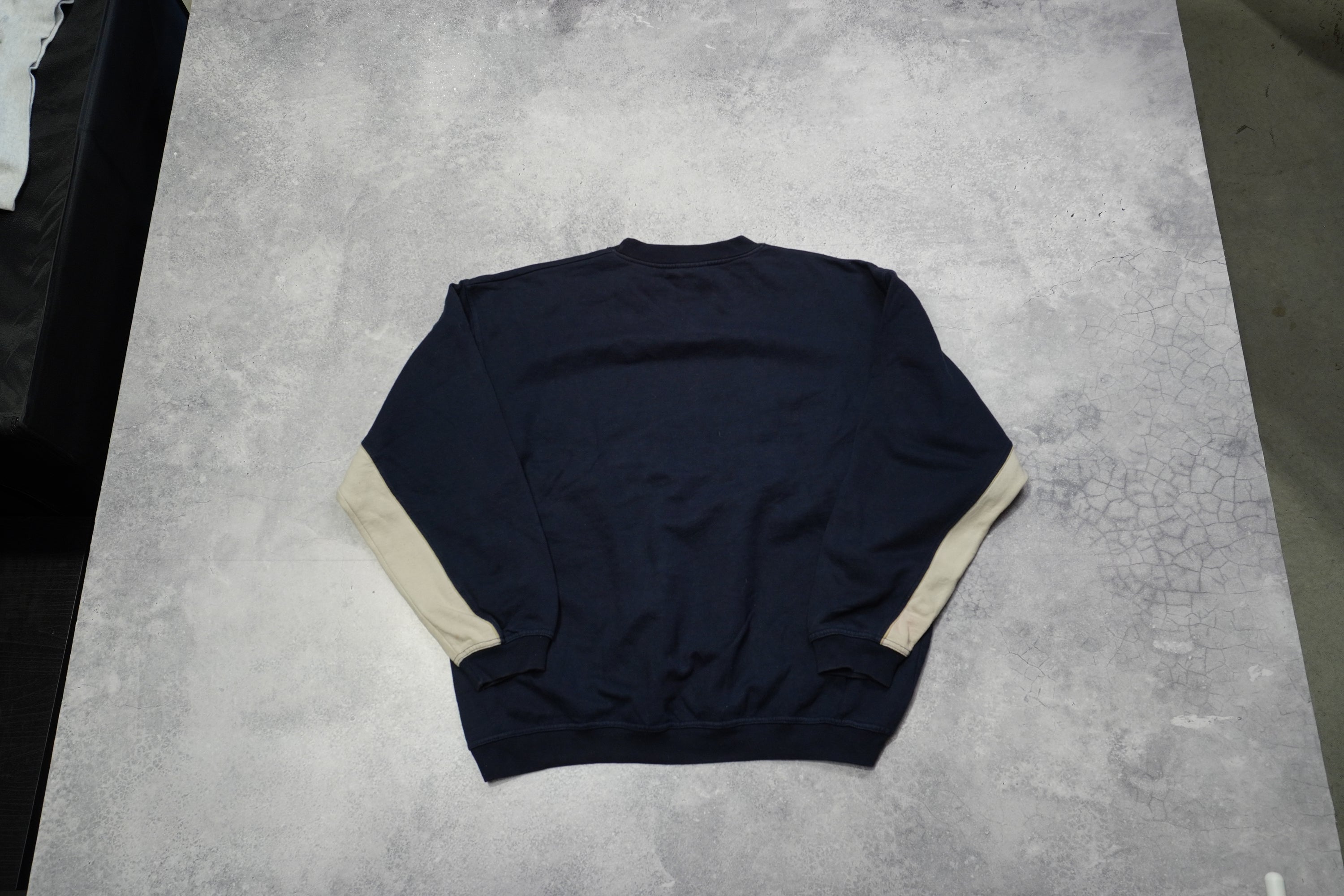 2000s Reebok Sweater