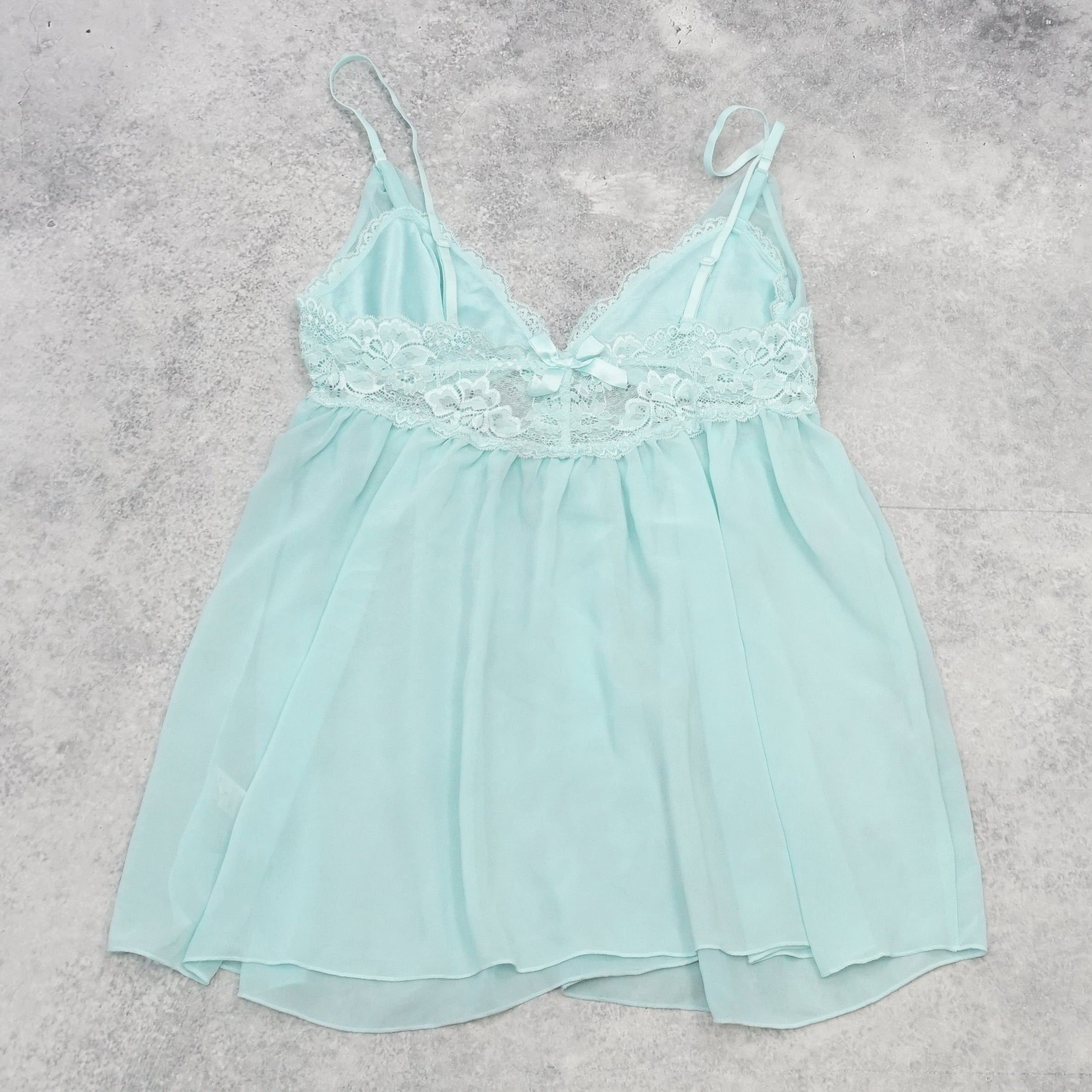 2000s Aimer Lace Trim Cami
