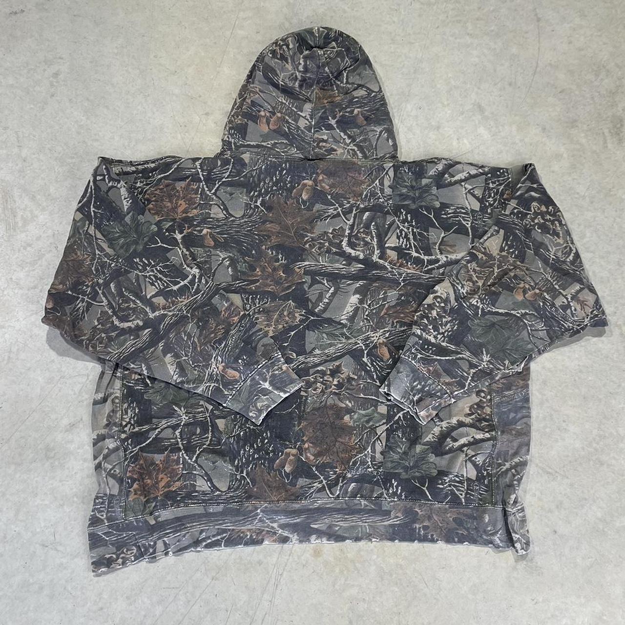 2000s Cabelas Camo Hoodie