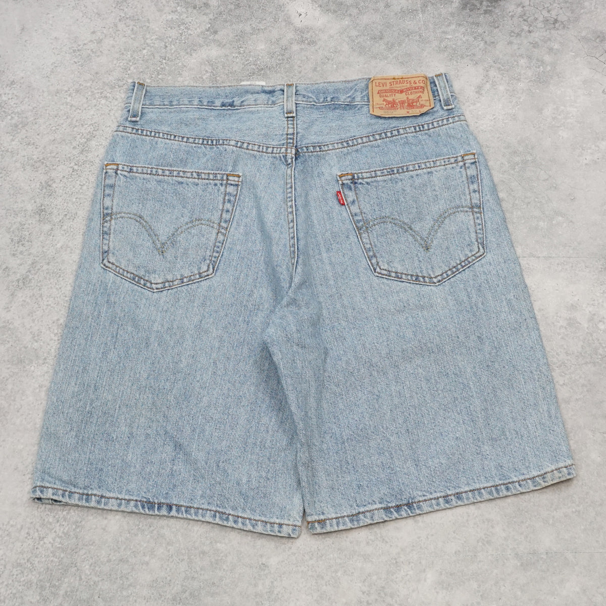 2000s Levi's 550 Relaxed Fit Jorts