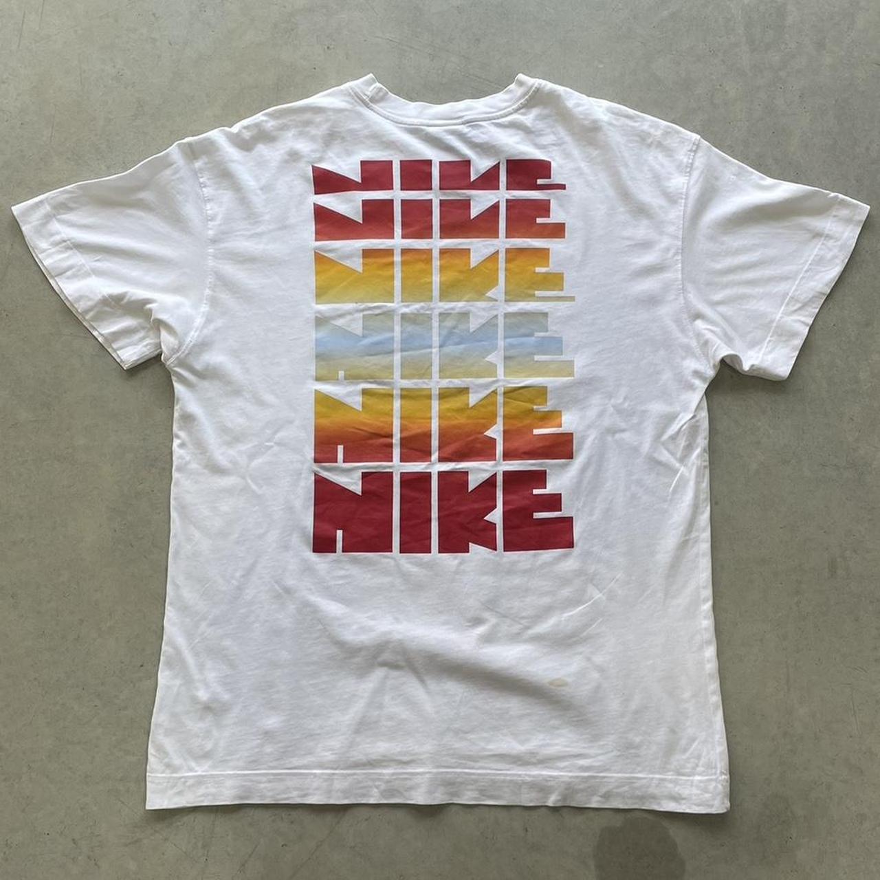 2000s Nike Graphic T-Shirt
