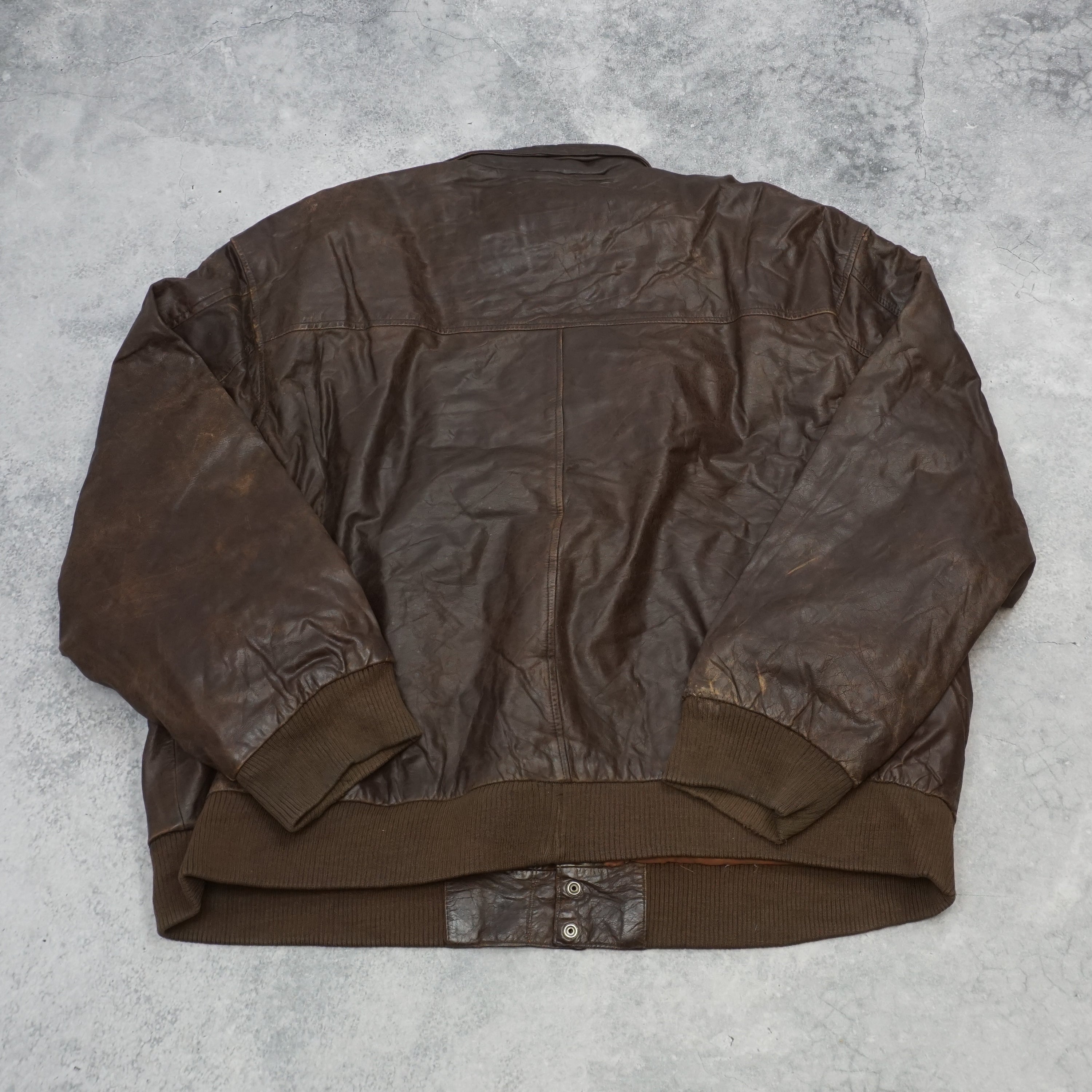 2000s Yukon Trail Bomber Leather Jacket