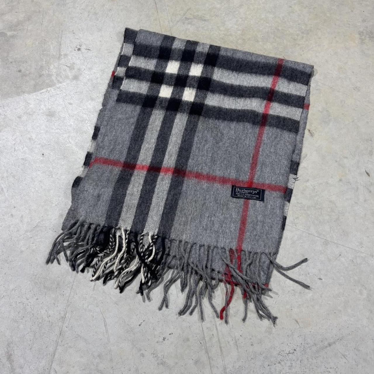 90s Burberrys Plaid Scarf