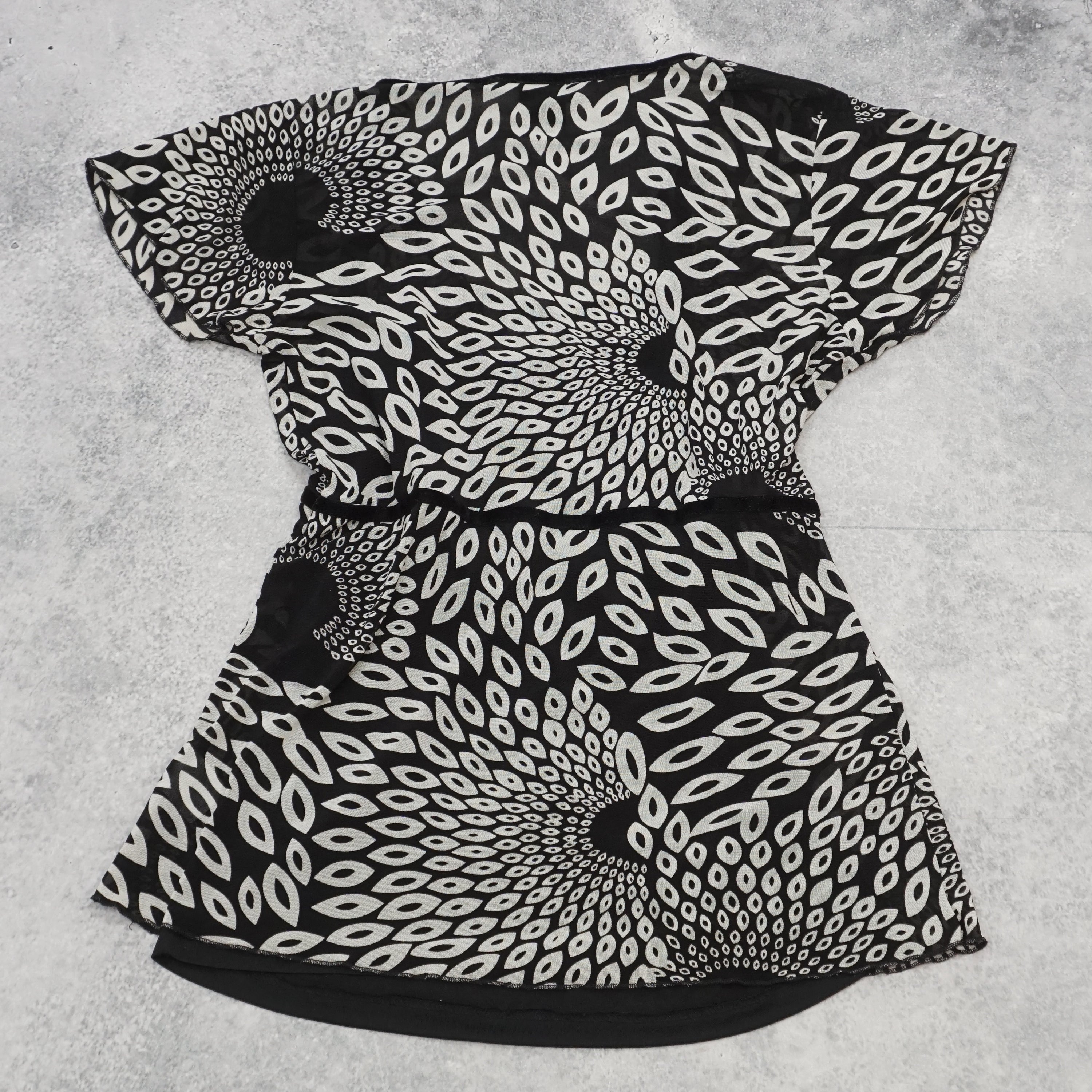 Itsu Floral Patterned Top