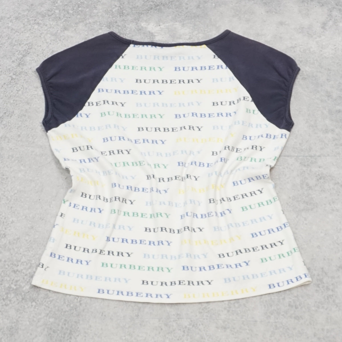 2000s Burberry Logo Raglan T-Shirt