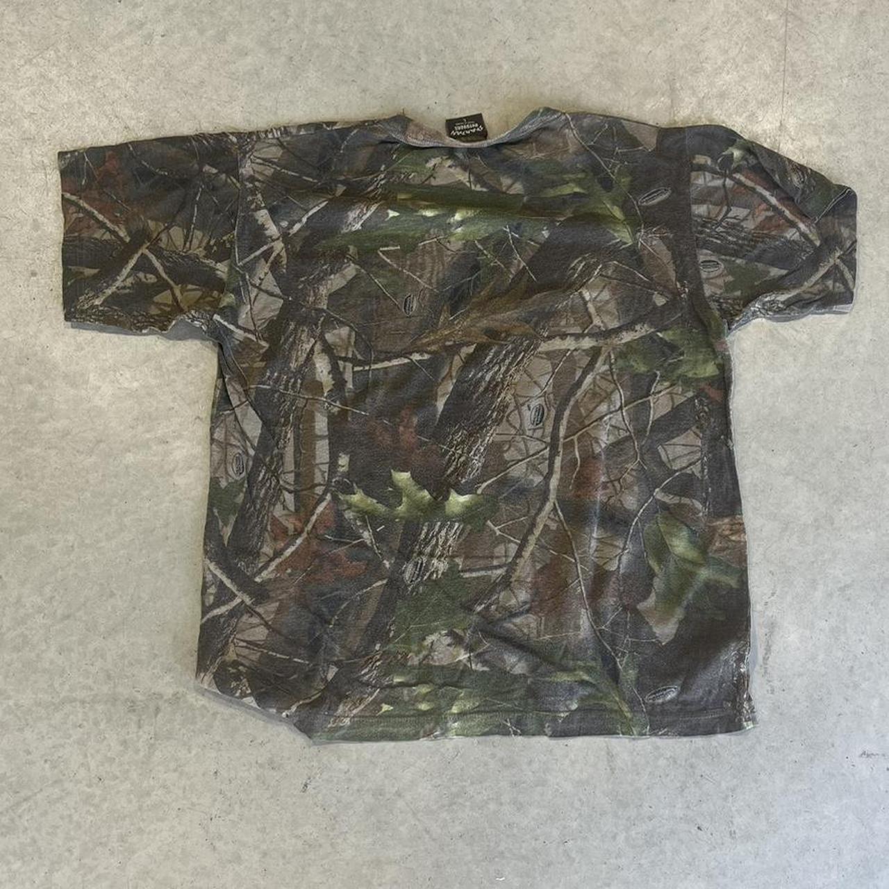 2000s Spartan Outdoors Camo T-Shirt