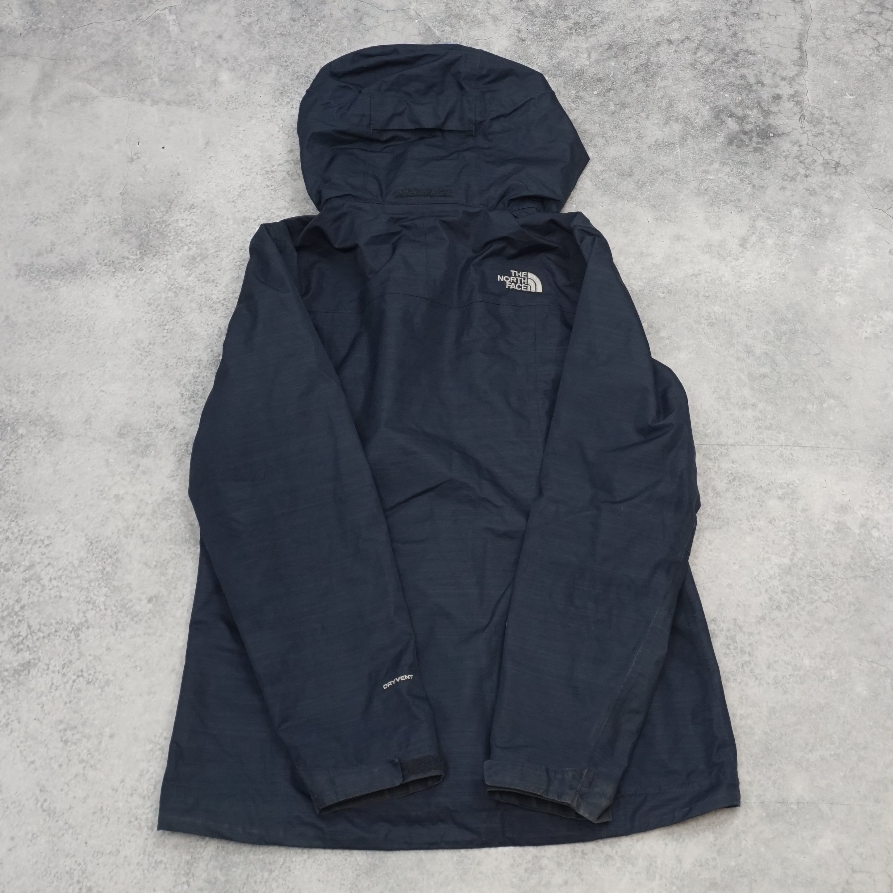 The North Face Dryvent Lightweight Windbreaker