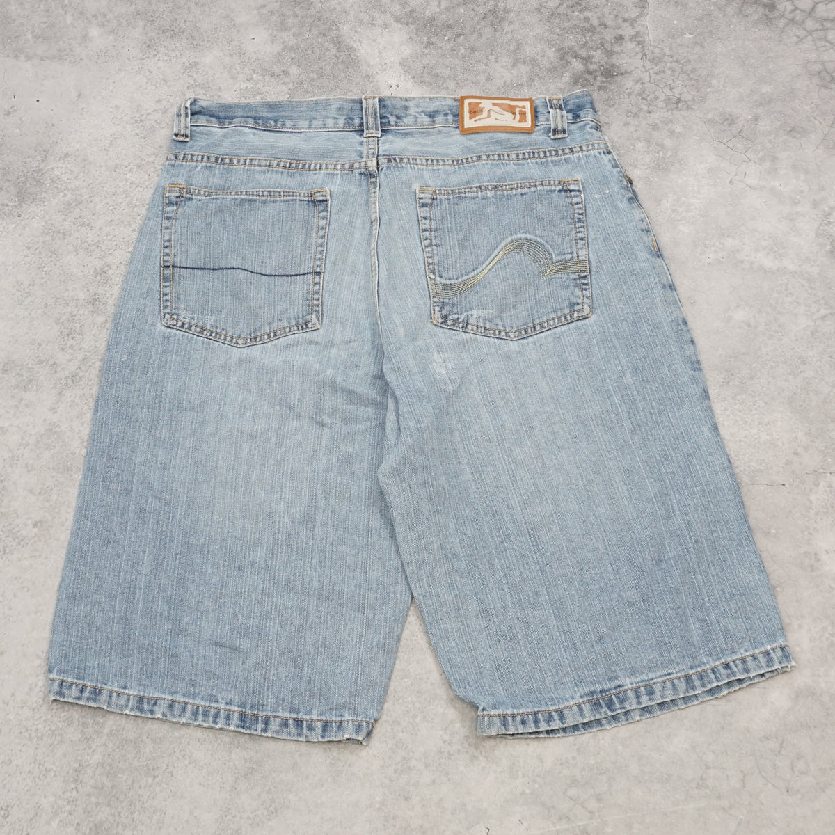 2000s Funknmuny Baggy Light Wash Jorts