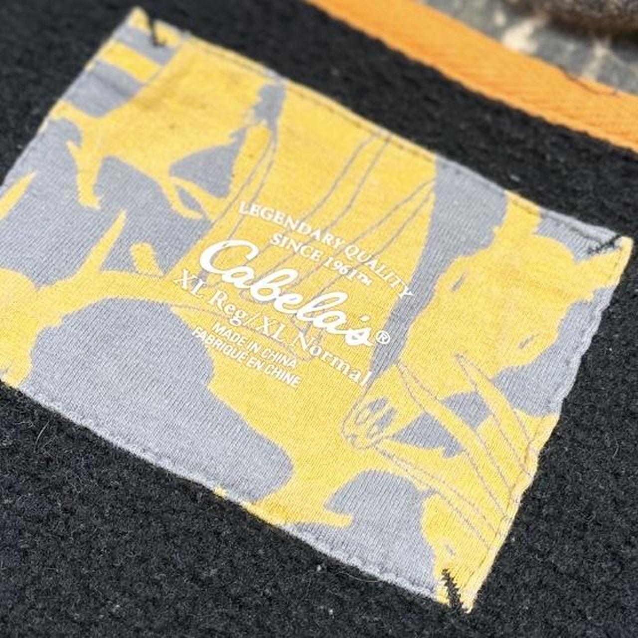 2000s Cabelas Camo Hoodie