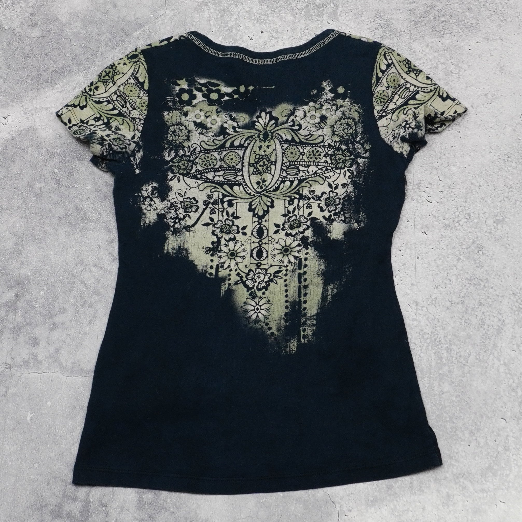 Vanilla Star Patterned Graphic T-Shirt
