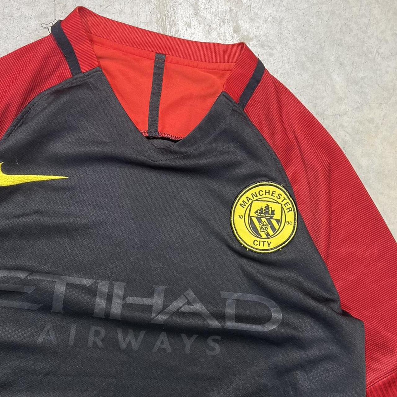 2000s Nike Manchester City Jersey