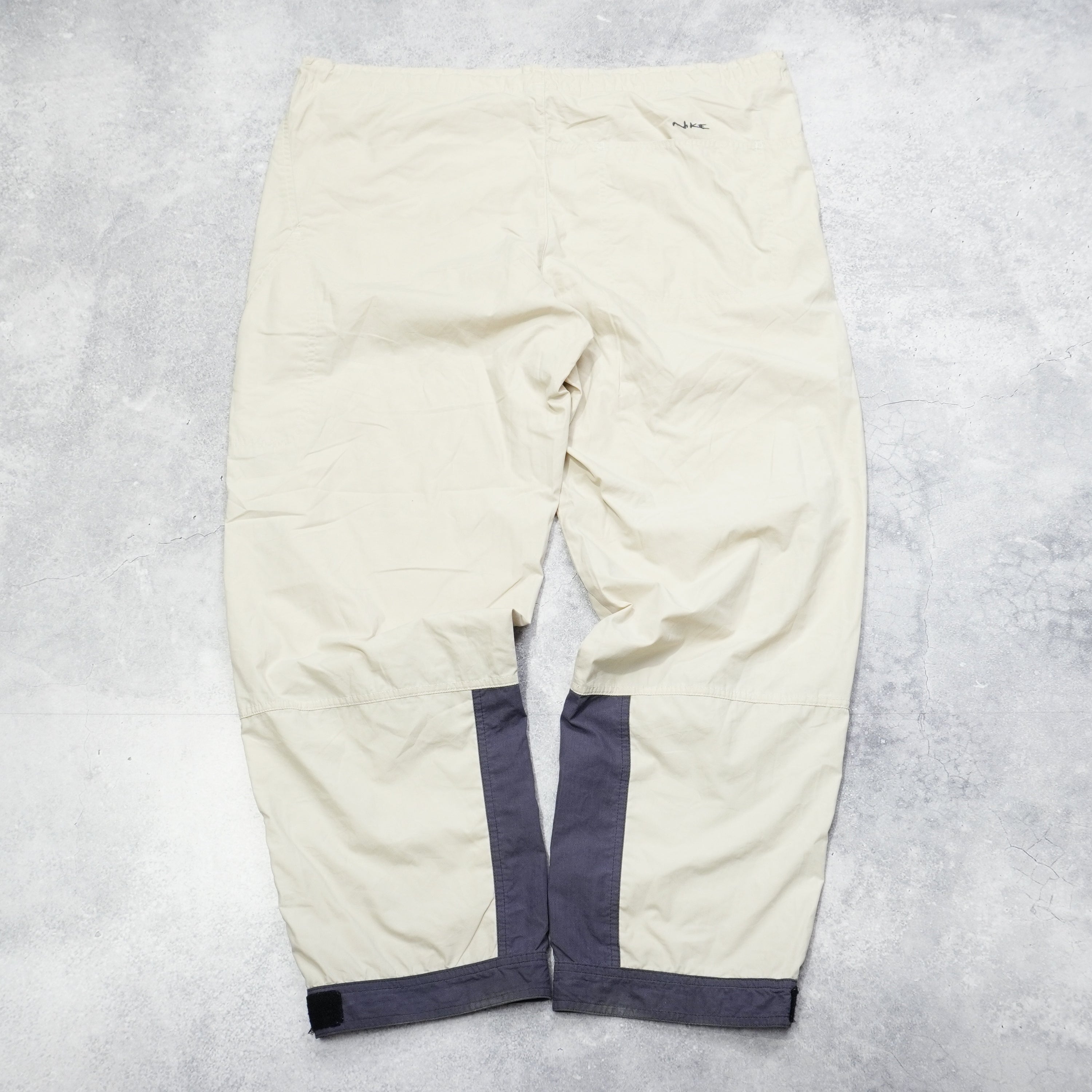 Nike Outdoor Lightweight Pants