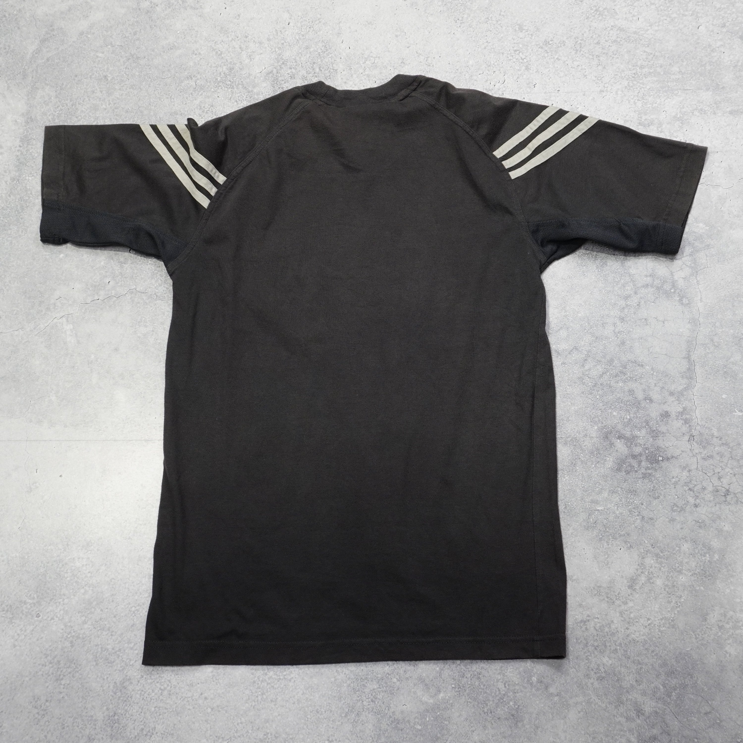 2000s Adidas T-Shirt