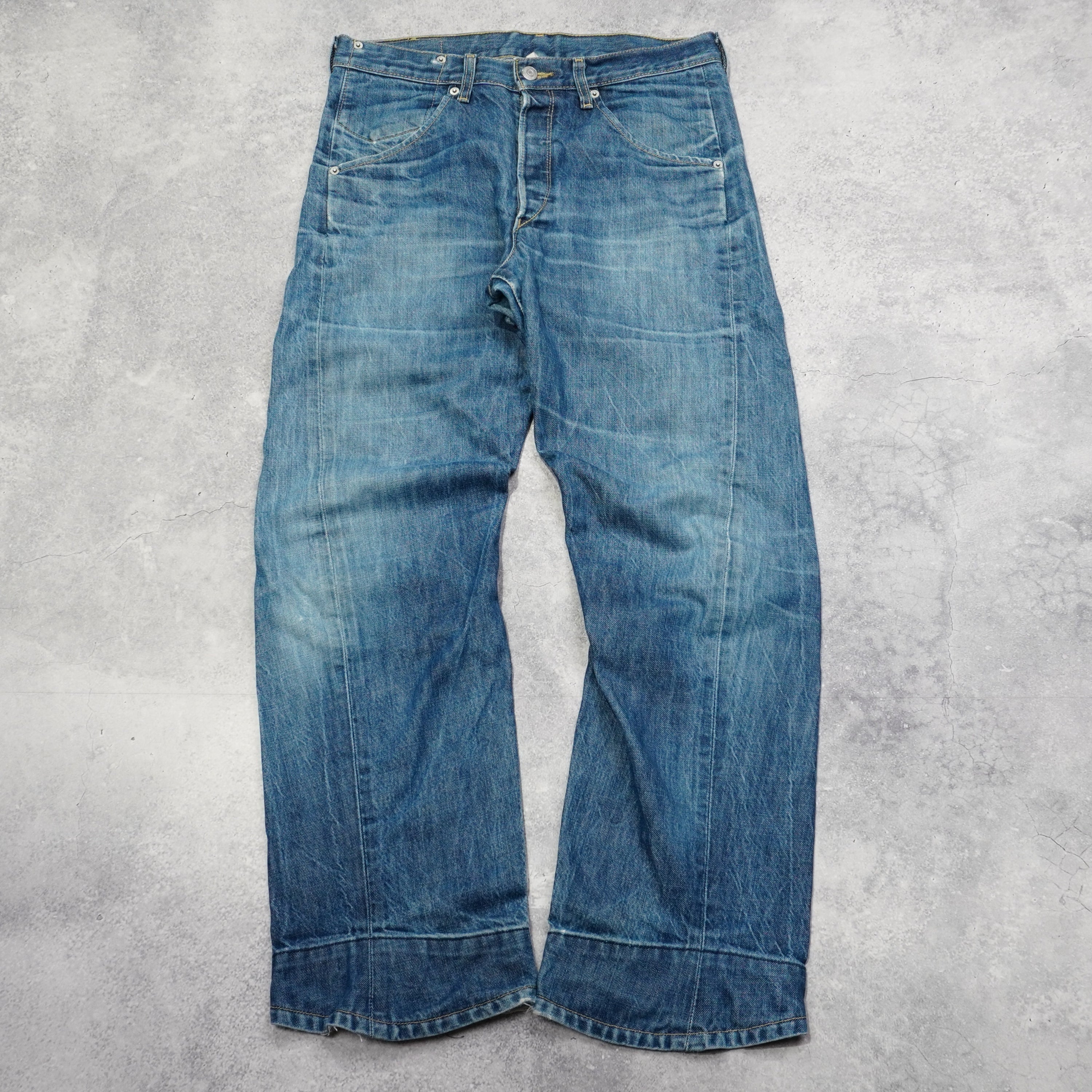 2000s Levi's Engineered Jeans