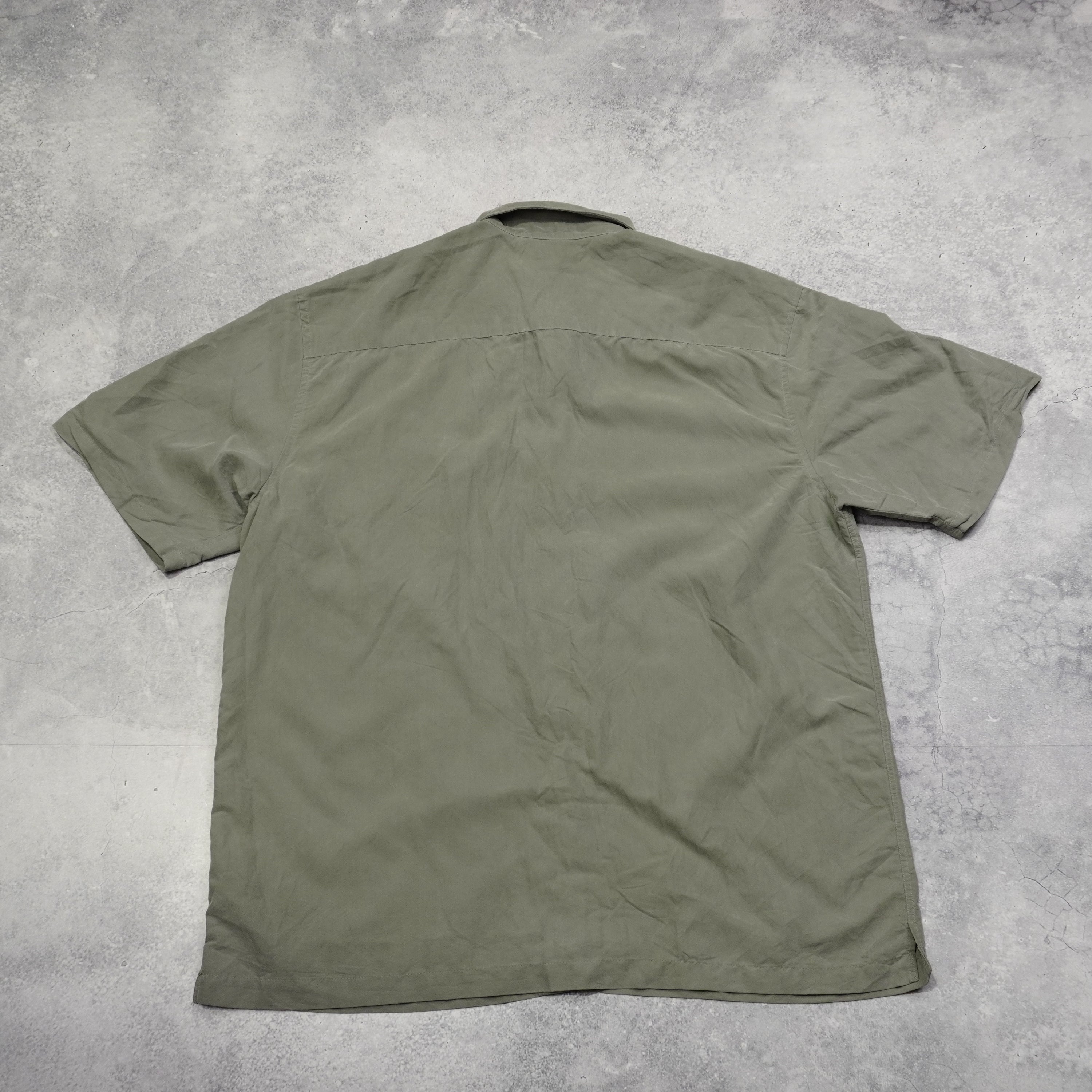 2000s Quiksilver Button Up Shirt