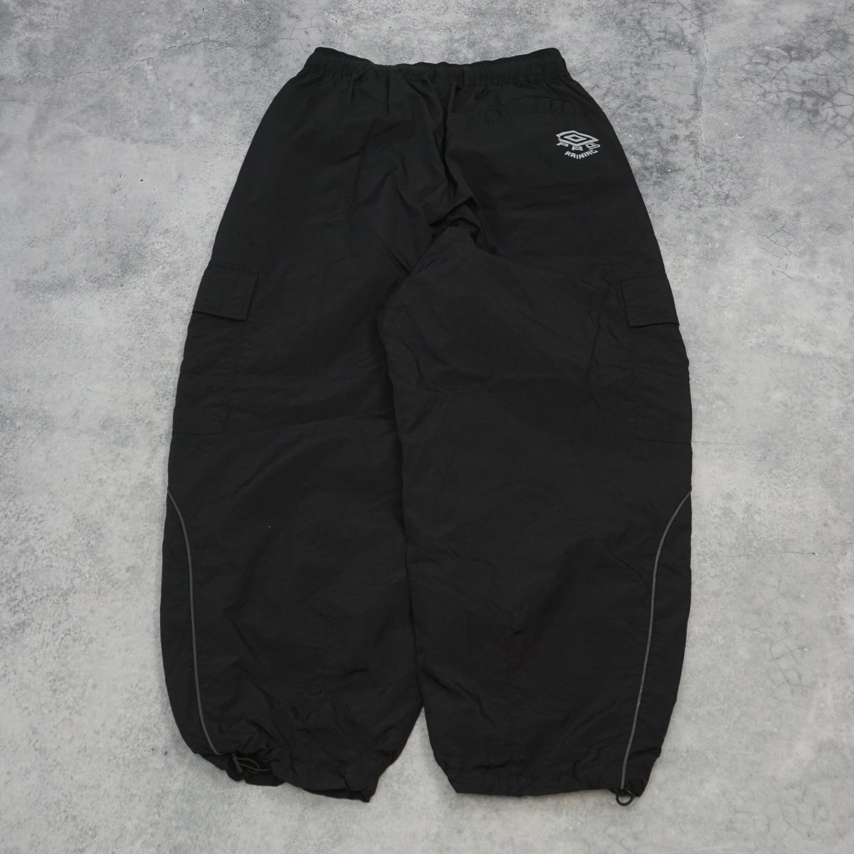 Umbro Nylon Reflective Cargo Pants