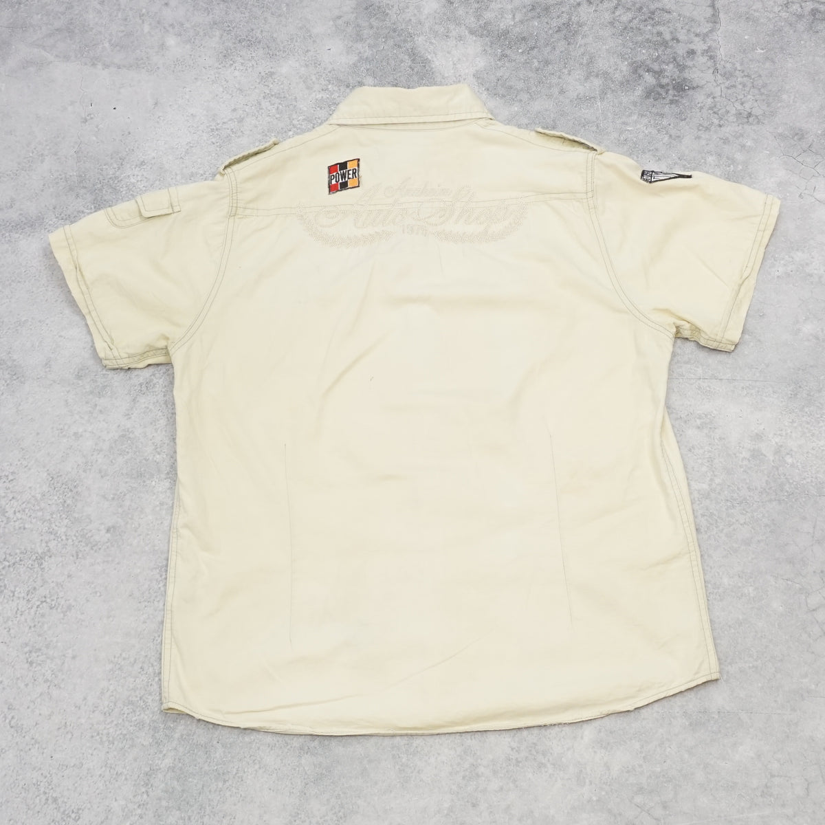 2000s Easystreet Patch Utility Button Up