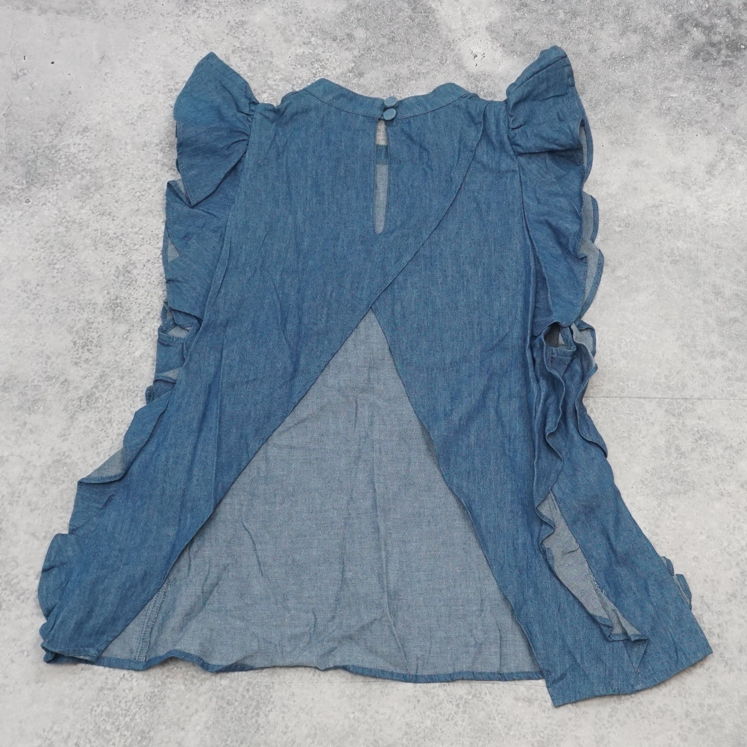Shakuhachi Ruffled Denim Top